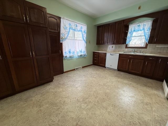 618 E BRIDGE STREET, Wausau, Wisconsin 54403, 3 Bedrooms Bedrooms, ,1 BathroomBathrooms,Residential,For Sale,618 E BRIDGE STREET,22600600