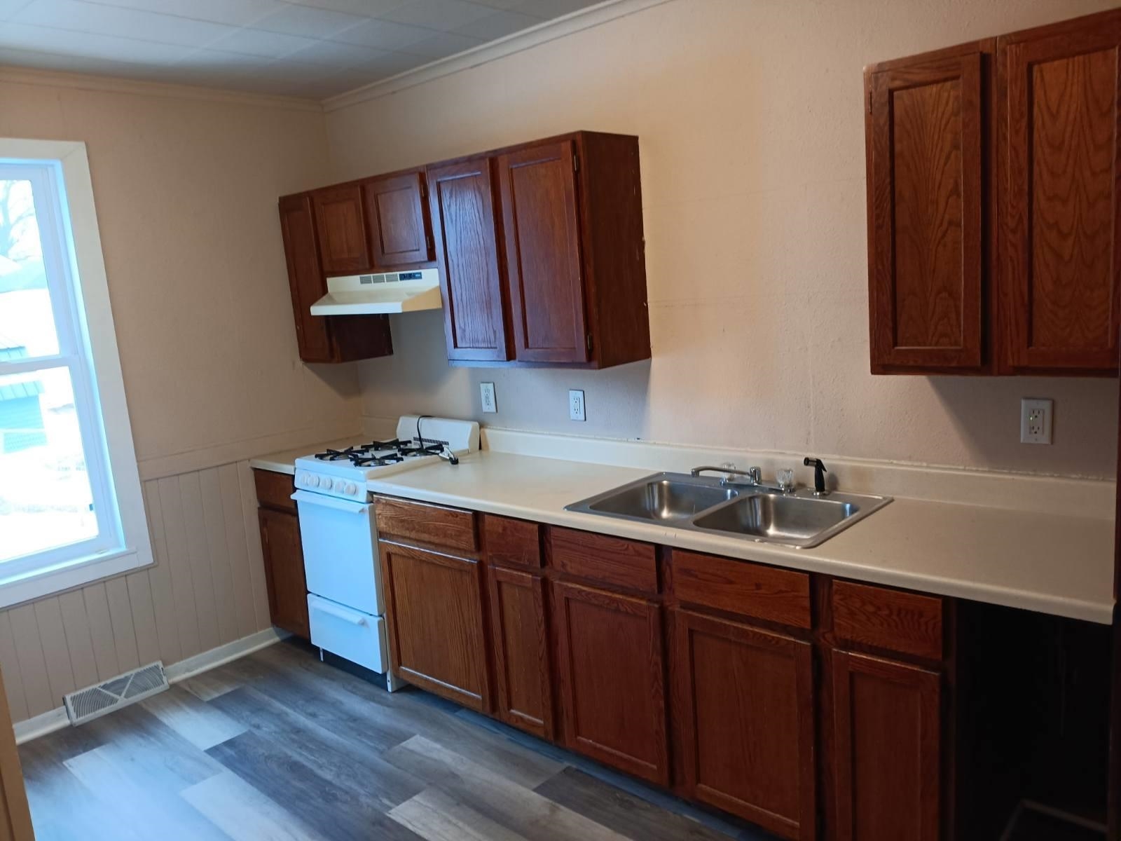 1320 ARCTIC STREET, Antigo, Wisconsin 54409, 3 Bedrooms Bedrooms, ,1 BathroomBathrooms,Residential,For Sale,1320 ARCTIC STREET,22600603