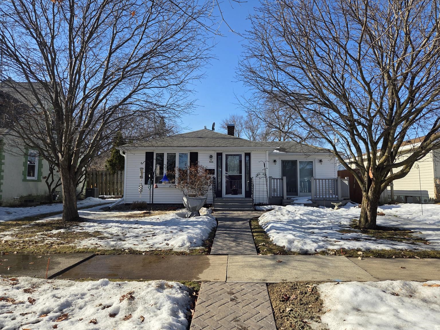 506 S ASH AVENUE, Marshfield, Wisconsin 54449, 1 Bedroom Bedrooms, ,1 BathroomBathrooms,Residential,For Sale,506 S ASH AVENUE,22600605