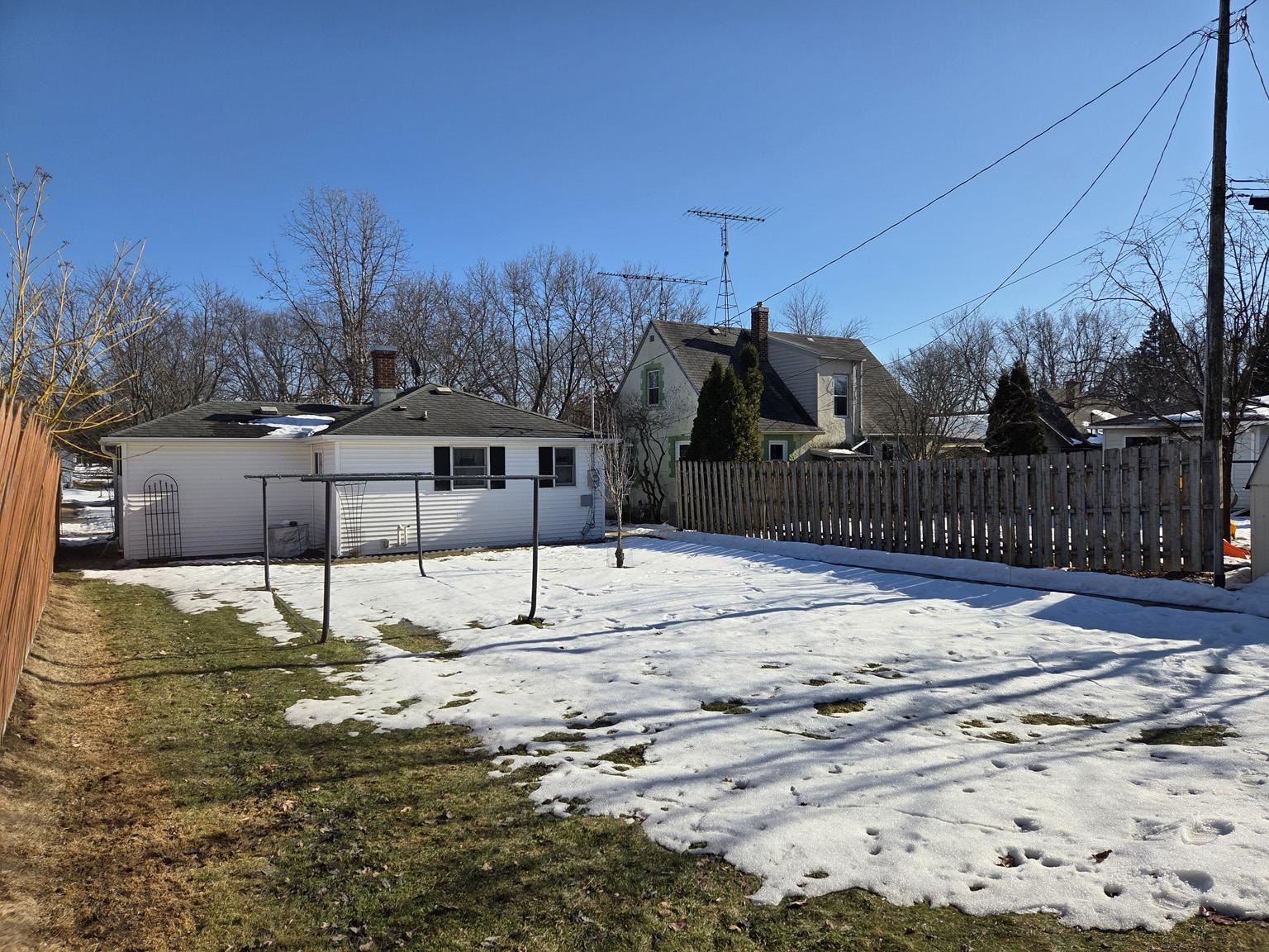 506 S ASH AVENUE, Marshfield, Wisconsin 54449, 1 Bedroom Bedrooms, ,1 BathroomBathrooms,Residential,For Sale,506 S ASH AVENUE,22600605