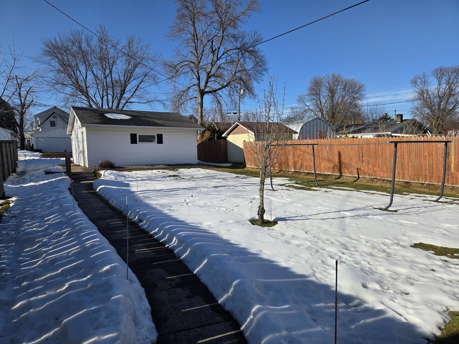 506 S ASH AVENUE, Marshfield, Wisconsin 54449, 1 Bedroom Bedrooms, ,1 BathroomBathrooms,Residential,For Sale,506 S ASH AVENUE,22600605