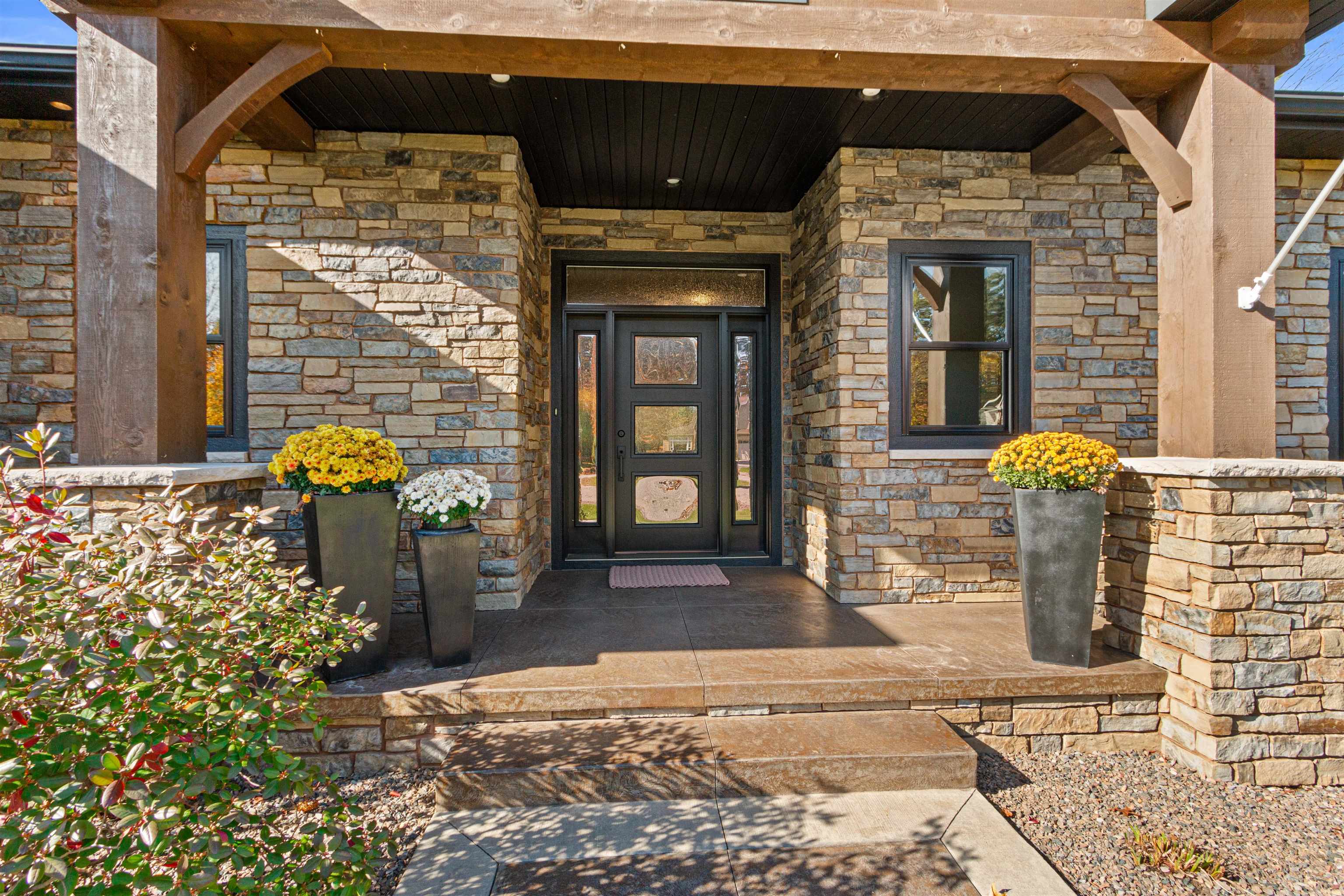 1855 WHITEWATER COVE, Plover, Wisconsin 54467, 4 Bedrooms Bedrooms, ,3 BathroomsBathrooms,Residential,For Sale,1855 WHITEWATER COVE,22600606