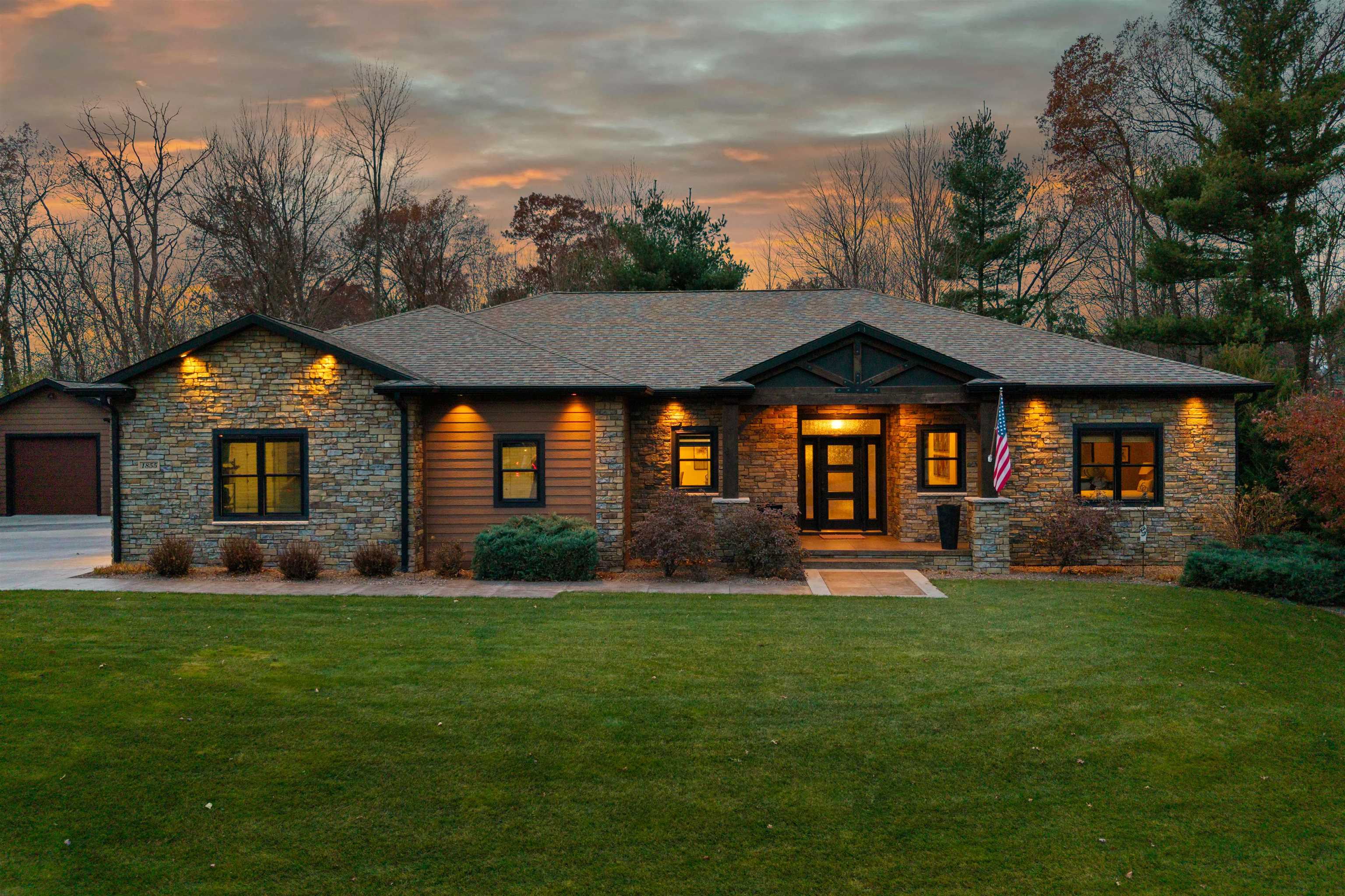 1855 WHITEWATER COVE, Plover, Wisconsin 54467, 4 Bedrooms Bedrooms, ,3 BathroomsBathrooms,Residential,For Sale,1855 WHITEWATER COVE,22600606