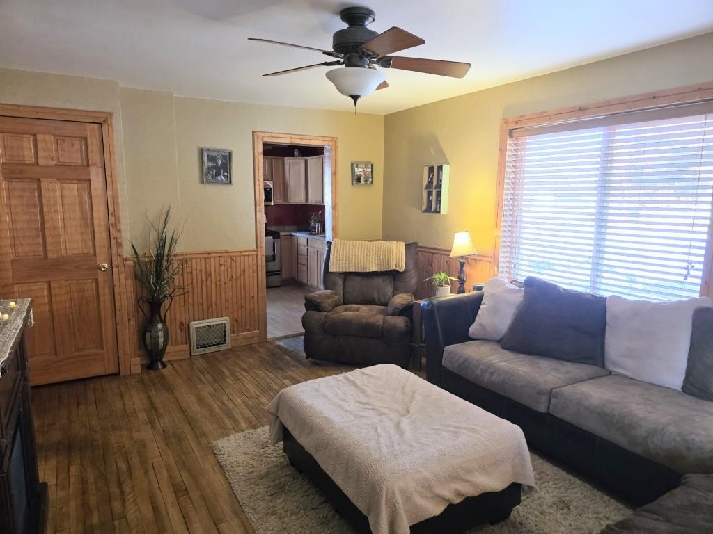 1003 W 4TH STREET, Mosinee, Wisconsin 54455, 3 Bedrooms Bedrooms, ,1 BathroomBathrooms,Residential,For Sale,1003 W 4TH STREET,22600608