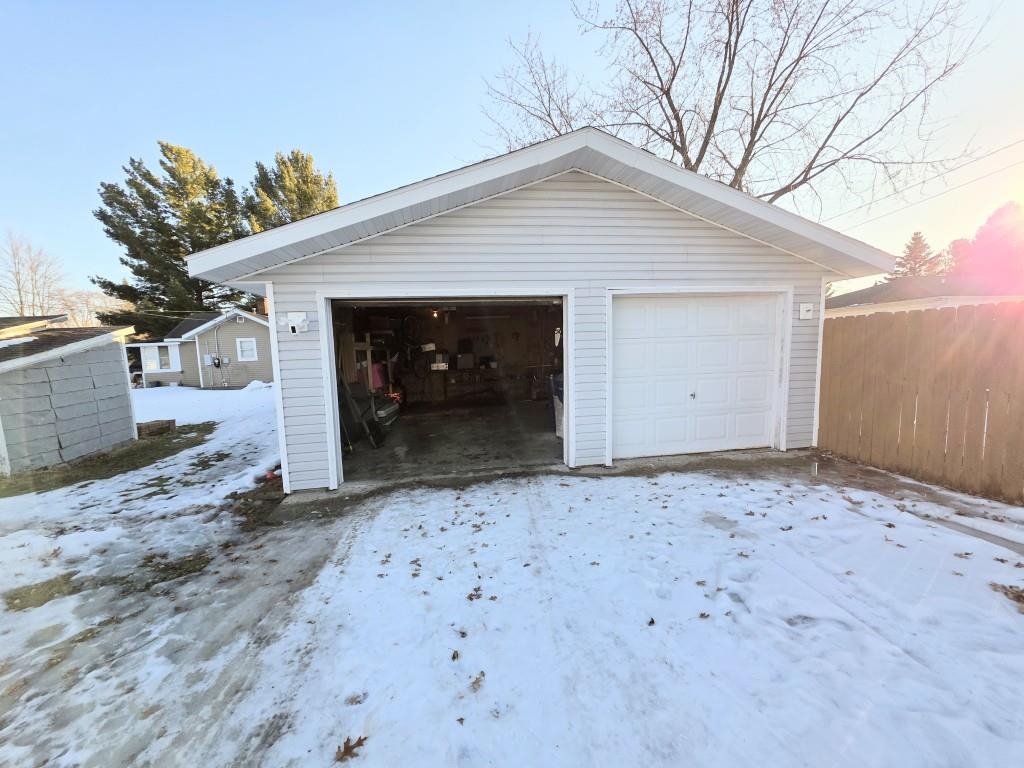 1003 W 4TH STREET, Mosinee, Wisconsin 54455, 3 Bedrooms Bedrooms, ,1 BathroomBathrooms,Residential,For Sale,1003 W 4TH STREET,22600608
