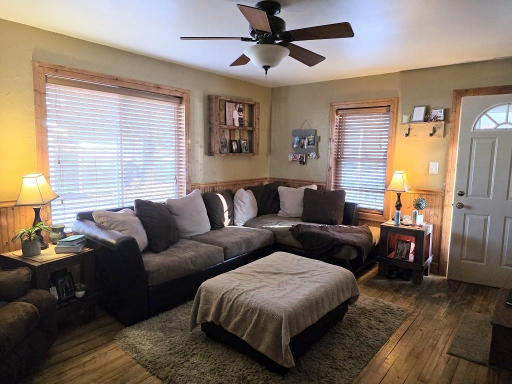 1003 W 4TH STREET, Mosinee, Wisconsin 54455, 3 Bedrooms Bedrooms, ,1 BathroomBathrooms,Residential,For Sale,1003 W 4TH STREET,22600608