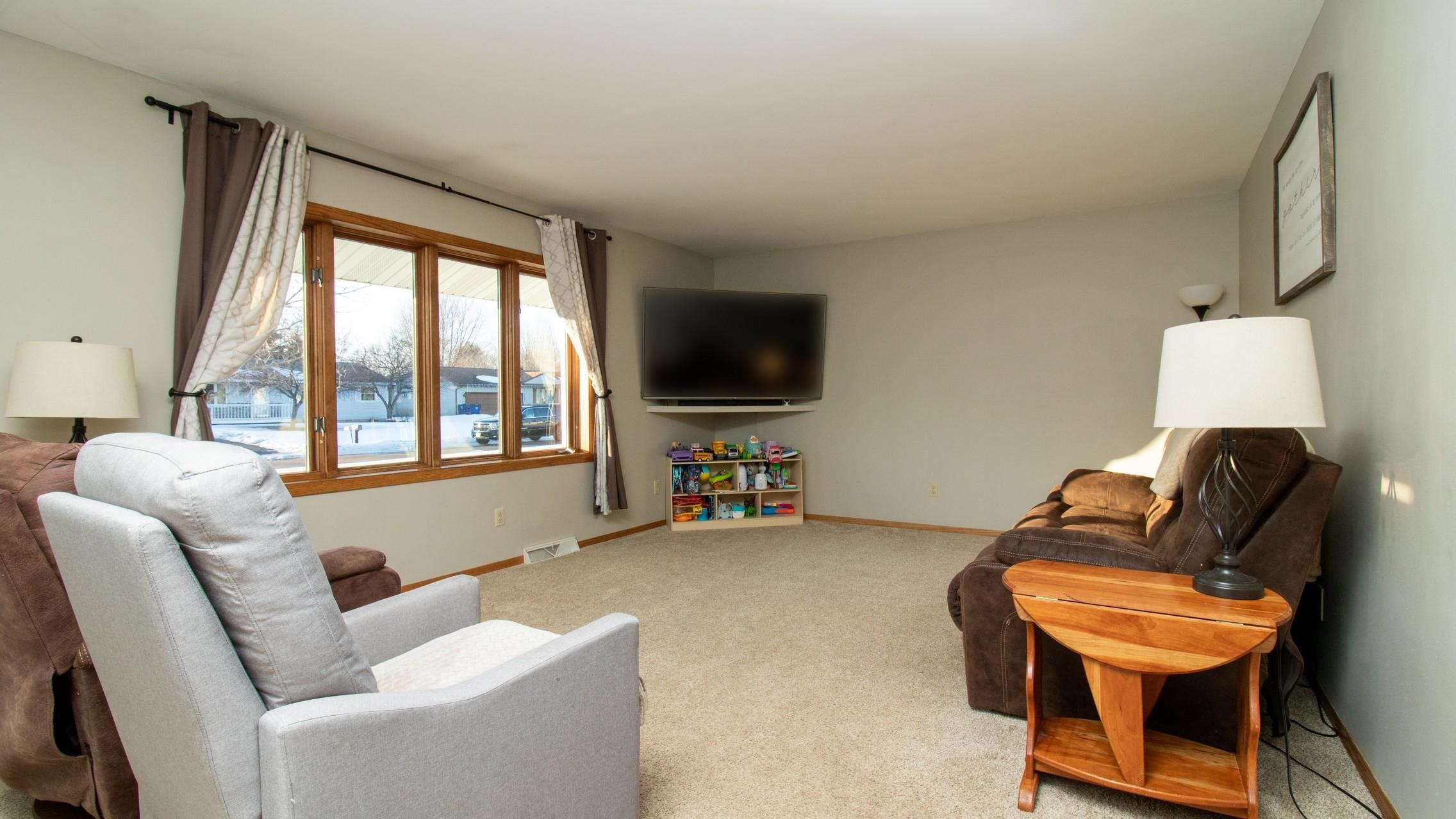 5511 JEAN ELLEN STREET, Weston, Wisconsin 54476, 3 Bedrooms Bedrooms, ,2 BathroomsBathrooms,Residential,For Sale,5511 JEAN ELLEN STREET,22600610