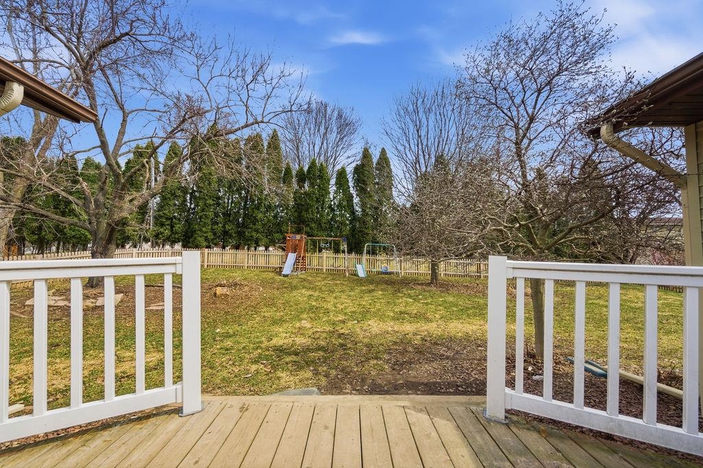 1307 N WOOD AVENUE, Marshfield, Wisconsin 54449, 5 Bedrooms Bedrooms, ,4 BathroomsBathrooms,Residential,For Sale,1307 N WOOD AVENUE,22600612