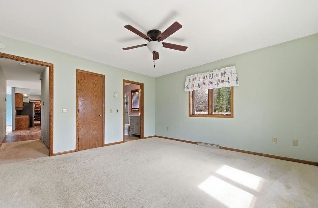 1307 N WOOD AVENUE, Marshfield, Wisconsin 54449, 5 Bedrooms Bedrooms, ,4 BathroomsBathrooms,Residential,For Sale,1307 N WOOD AVENUE,22600612