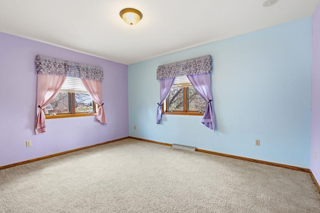 1307 N WOOD AVENUE, Marshfield, Wisconsin 54449, 5 Bedrooms Bedrooms, ,4 BathroomsBathrooms,Residential,For Sale,1307 N WOOD AVENUE,22600612