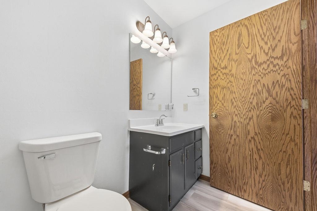 1307 N WOOD AVENUE, Marshfield, Wisconsin 54449, 5 Bedrooms Bedrooms, ,4 BathroomsBathrooms,Residential,For Sale,1307 N WOOD AVENUE,22600612