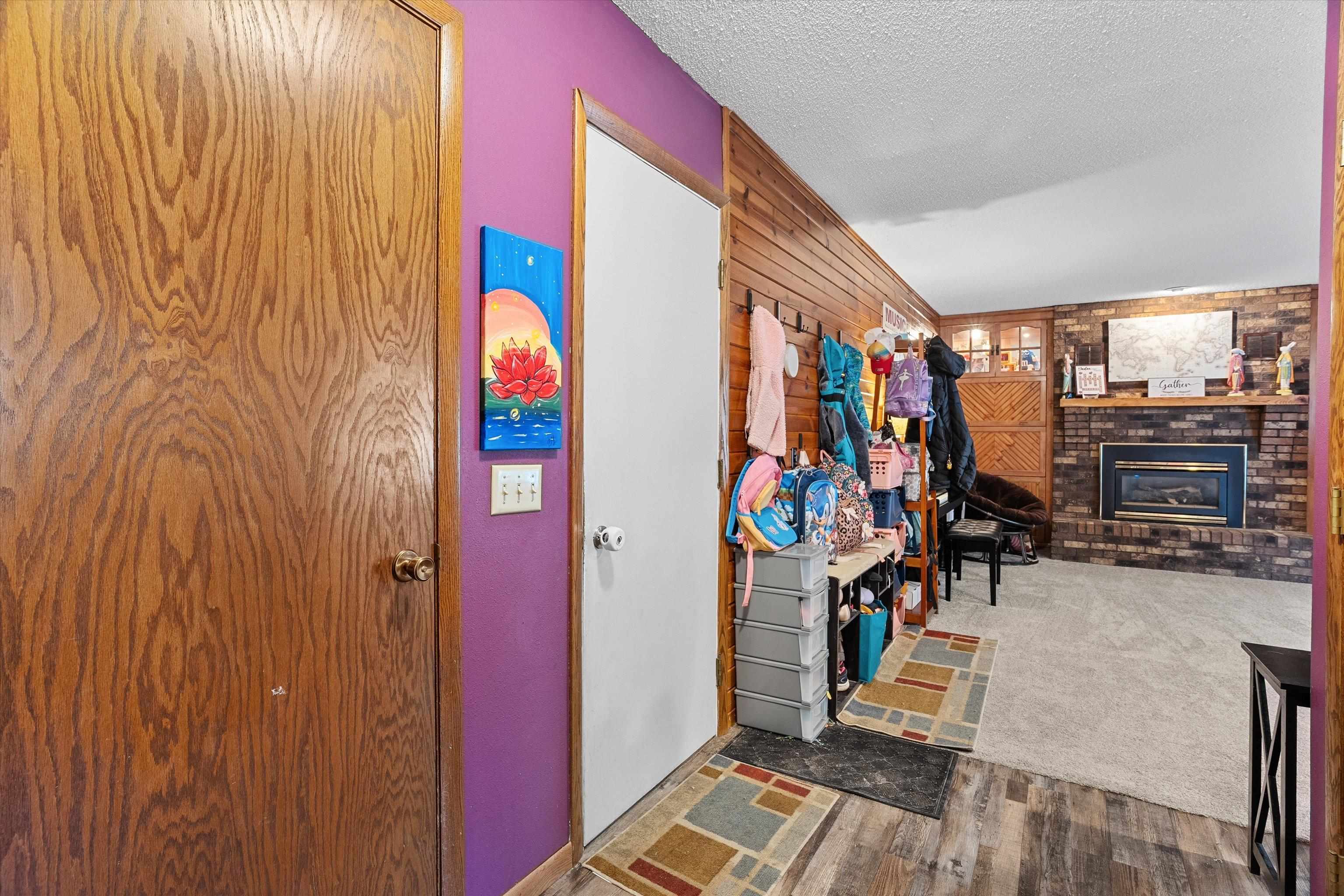 1307 N WOOD AVENUE, Marshfield, Wisconsin 54449, 5 Bedrooms Bedrooms, ,4 BathroomsBathrooms,Residential,For Sale,1307 N WOOD AVENUE,22600612