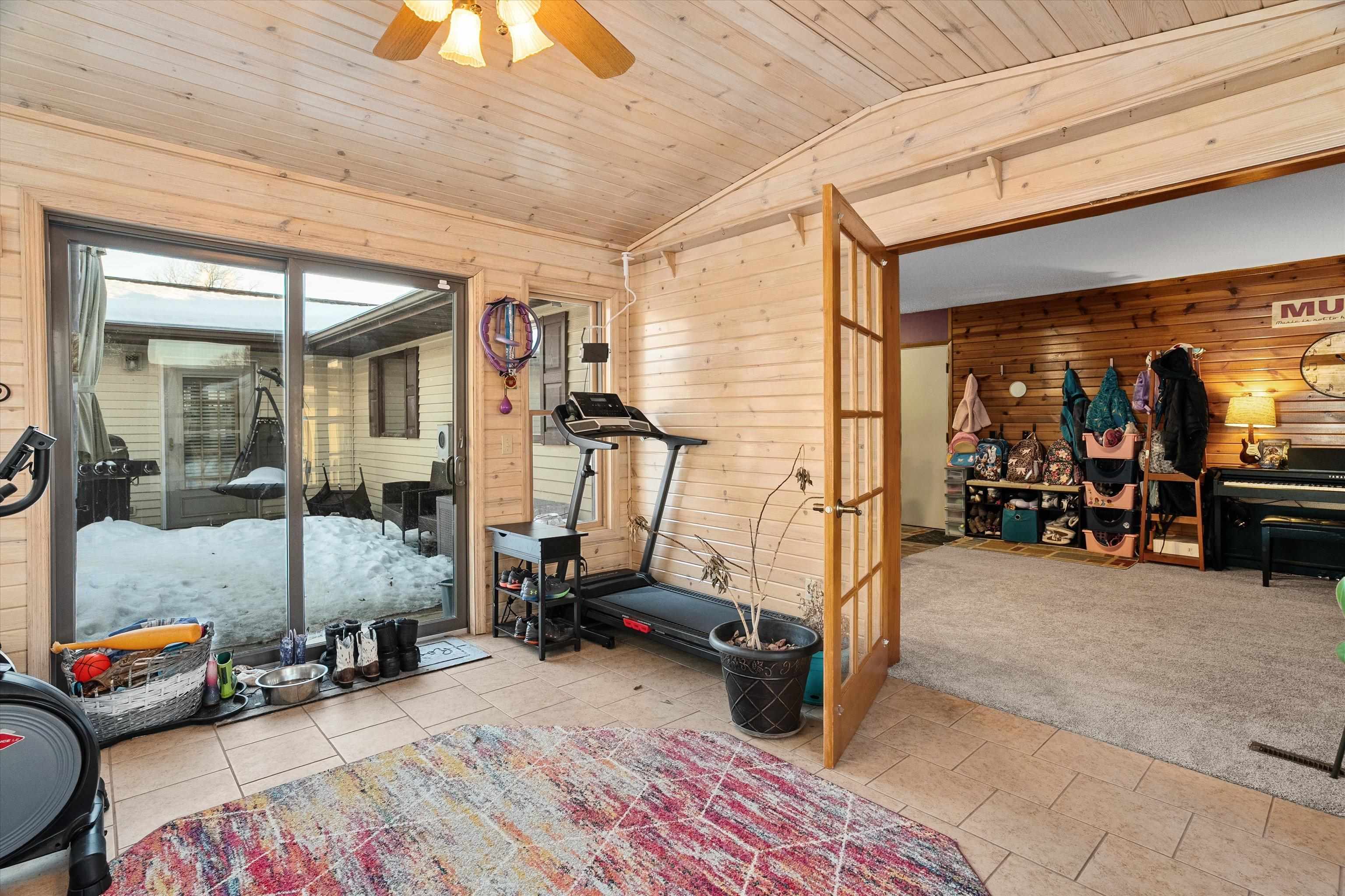 1307 N WOOD AVENUE, Marshfield, Wisconsin 54449, 5 Bedrooms Bedrooms, ,4 BathroomsBathrooms,Residential,For Sale,1307 N WOOD AVENUE,22600612