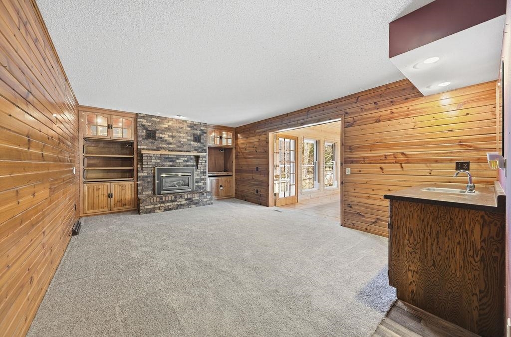 1307 N WOOD AVENUE, Marshfield, Wisconsin 54449, 5 Bedrooms Bedrooms, ,4 BathroomsBathrooms,Residential,For Sale,1307 N WOOD AVENUE,22600612