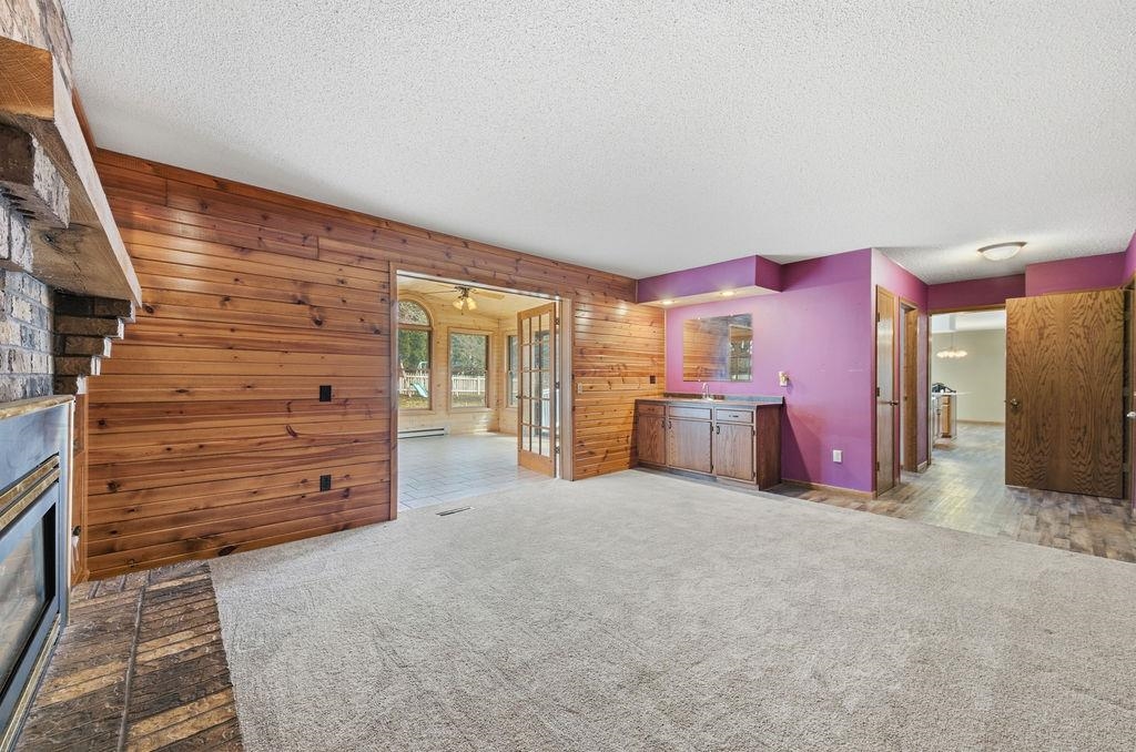 1307 N WOOD AVENUE, Marshfield, Wisconsin 54449, 5 Bedrooms Bedrooms, ,4 BathroomsBathrooms,Residential,For Sale,1307 N WOOD AVENUE,22600612