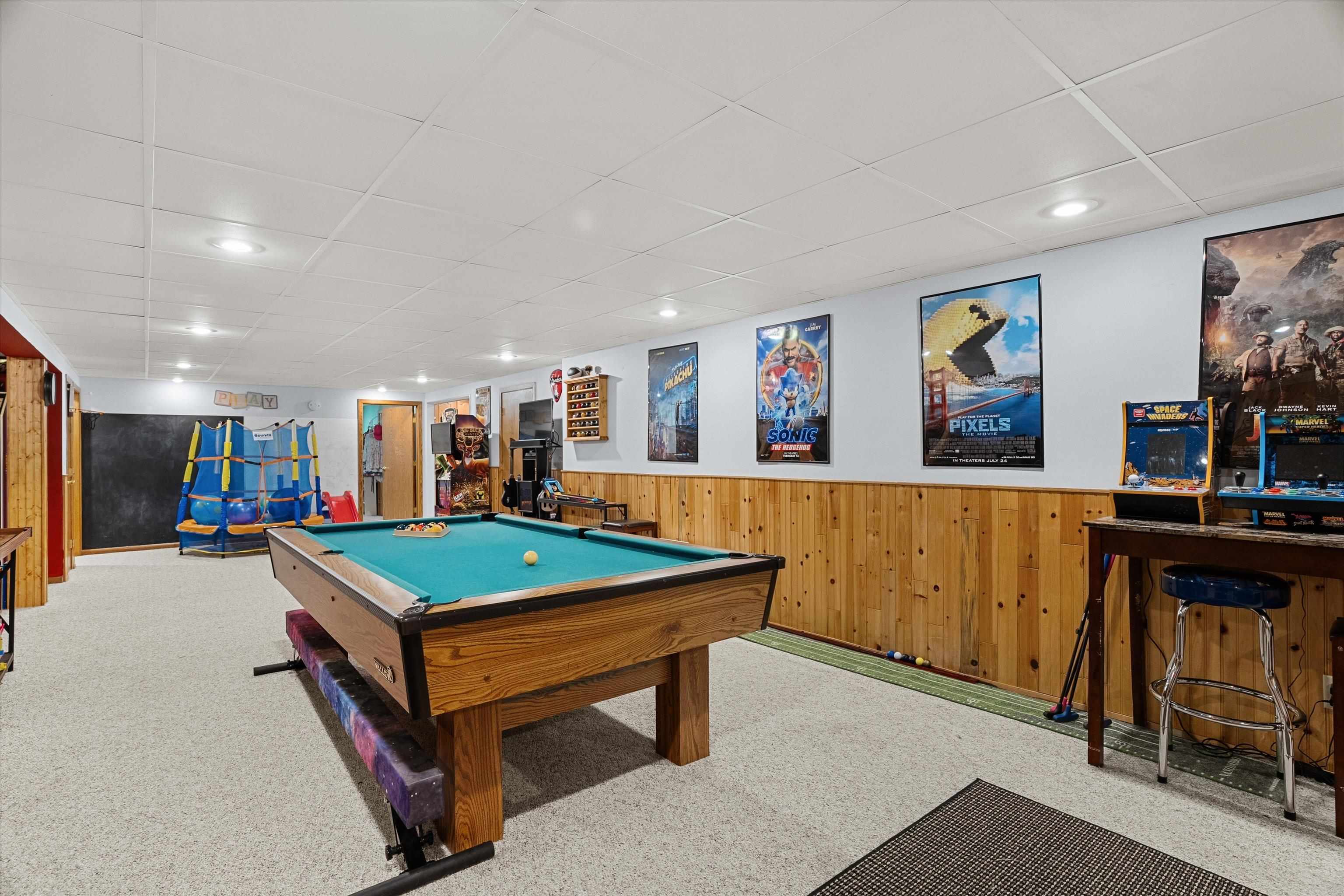 1307 N WOOD AVENUE, Marshfield, Wisconsin 54449, 5 Bedrooms Bedrooms, ,4 BathroomsBathrooms,Residential,For Sale,1307 N WOOD AVENUE,22600612