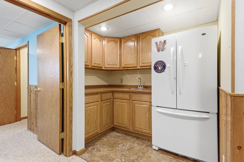 1307 N WOOD AVENUE, Marshfield, Wisconsin 54449, 5 Bedrooms Bedrooms, ,4 BathroomsBathrooms,Residential,For Sale,1307 N WOOD AVENUE,22600612