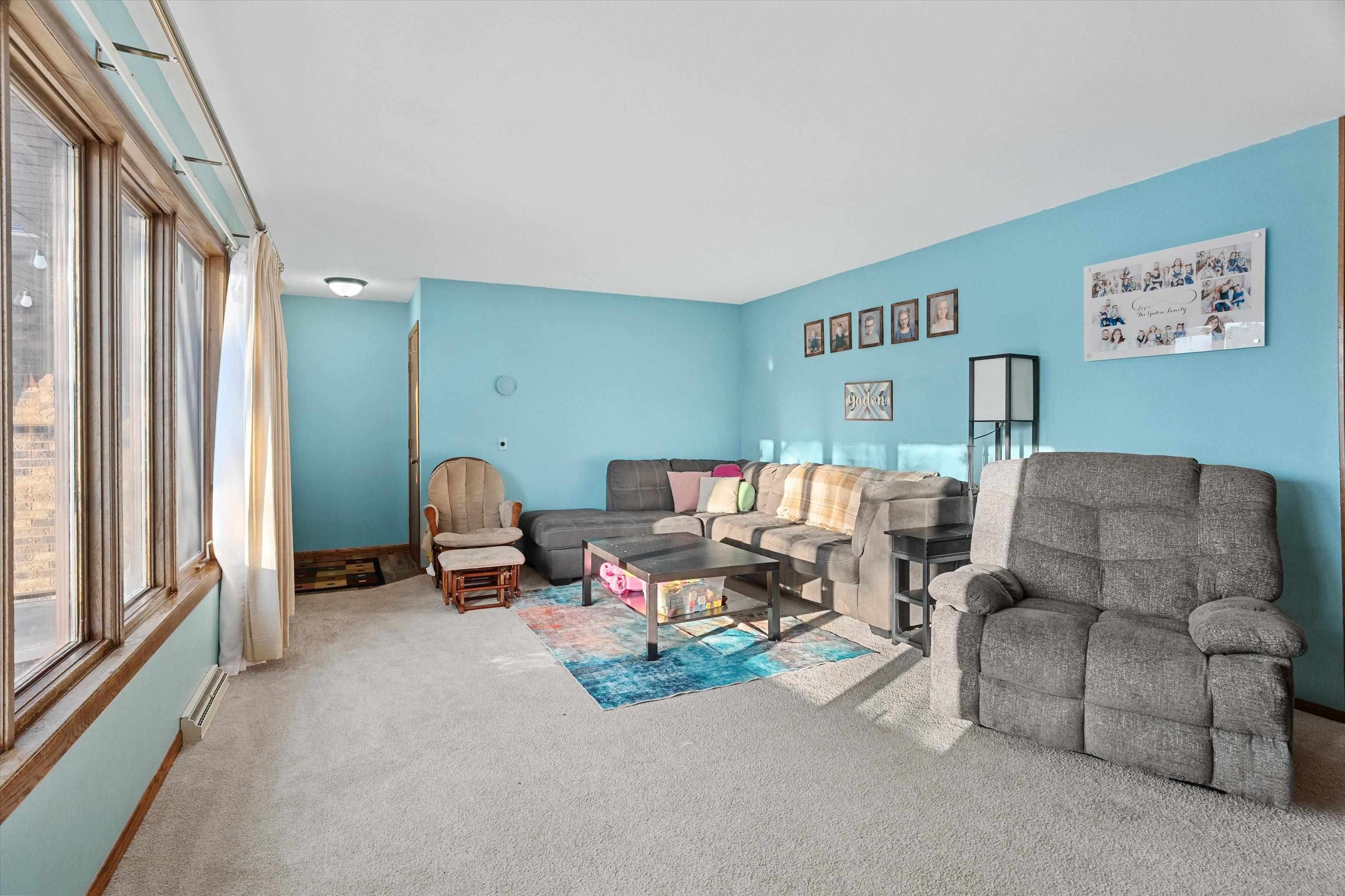 1307 N WOOD AVENUE, Marshfield, Wisconsin 54449, 5 Bedrooms Bedrooms, ,4 BathroomsBathrooms,Residential,For Sale,1307 N WOOD AVENUE,22600612