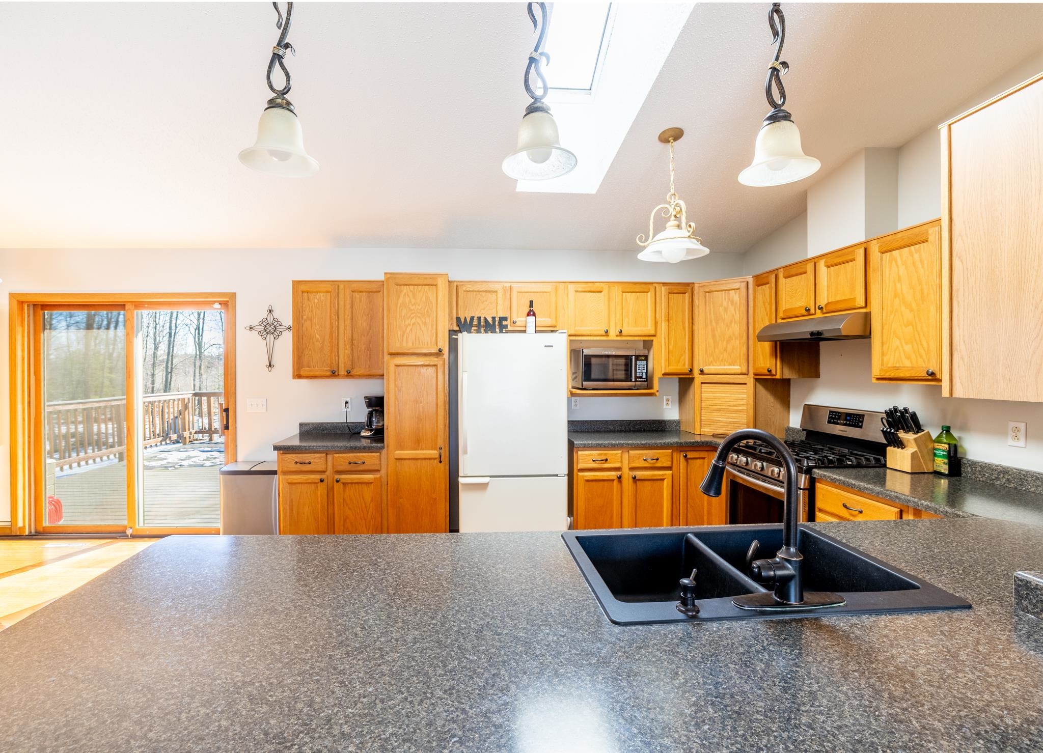 895 WATERWORKS ROAD, Nekoosa, Wisconsin 54457, 3 Bedrooms Bedrooms, ,3 BathroomsBathrooms,Residential,For Sale,895 WATERWORKS ROAD,22600613