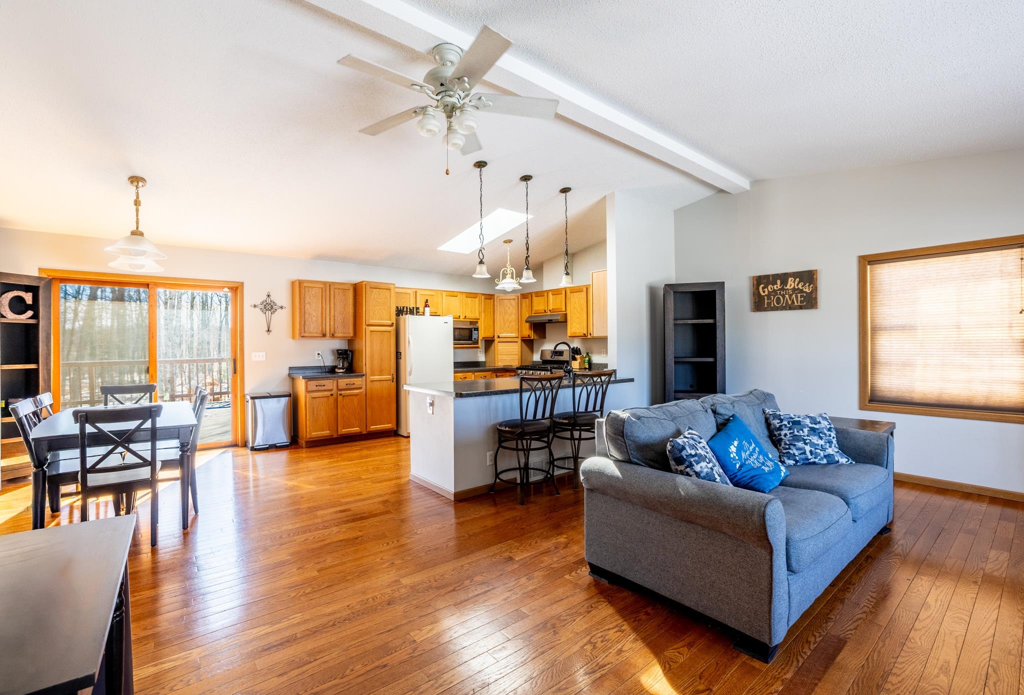 895 WATERWORKS ROAD, Nekoosa, Wisconsin 54457, 3 Bedrooms Bedrooms, ,3 BathroomsBathrooms,Residential,For Sale,895 WATERWORKS ROAD,22600613