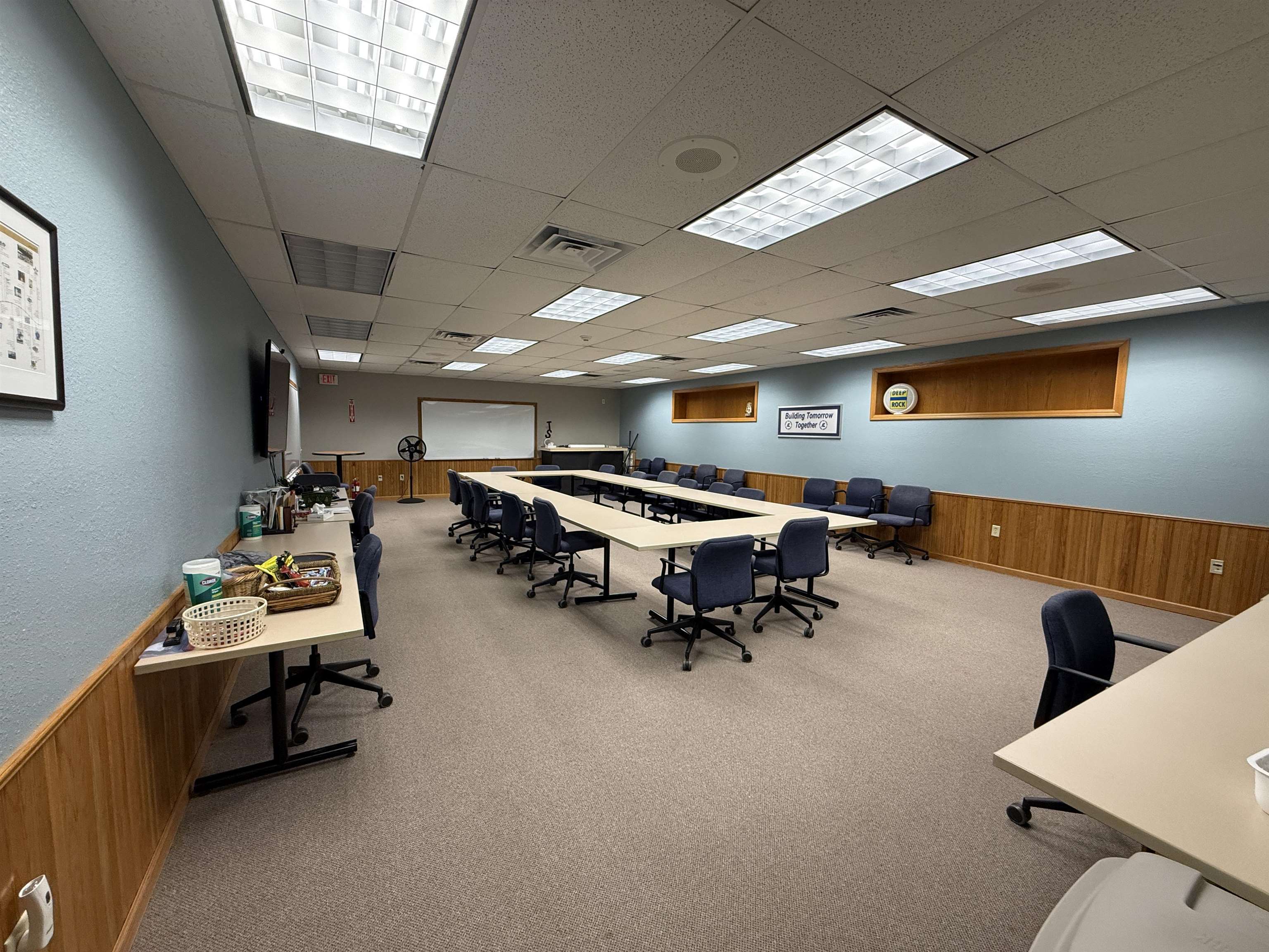 2241 MADISON STREET, Stevens Point, Wisconsin 54481, ,Commercial/industrial,For Rent,2241 MADISON STREET,22600618