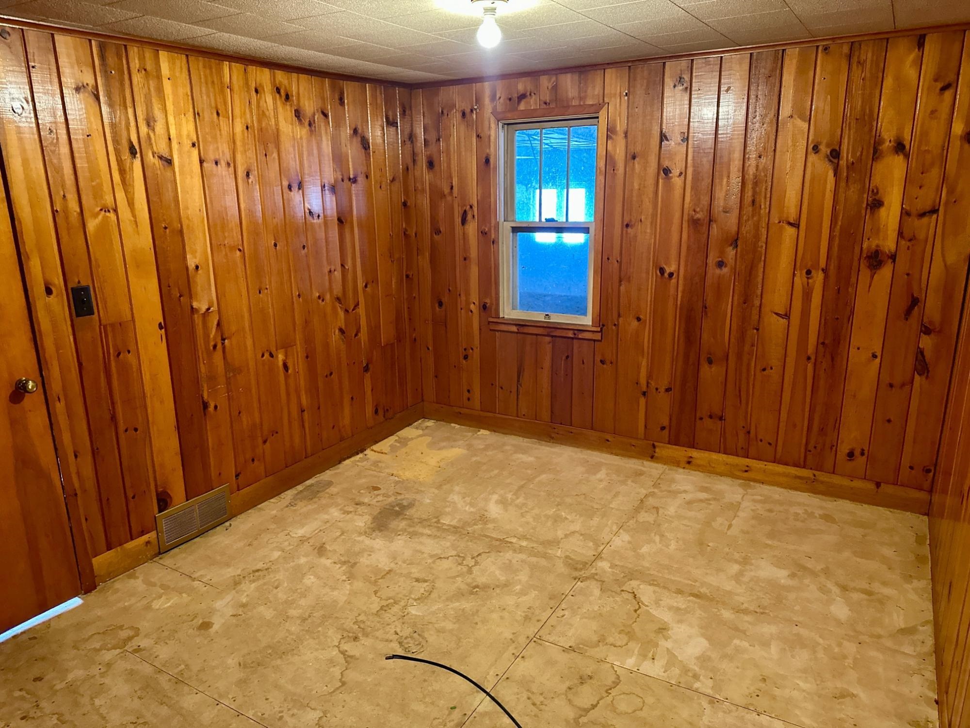 2004 THE POINT ROAD E, NOKOMIS, Wisconsin 54487, 3 Bedrooms Bedrooms, ,1 BathroomBathrooms,Residential,For Sale,2004 THE POINT ROAD E,22600631