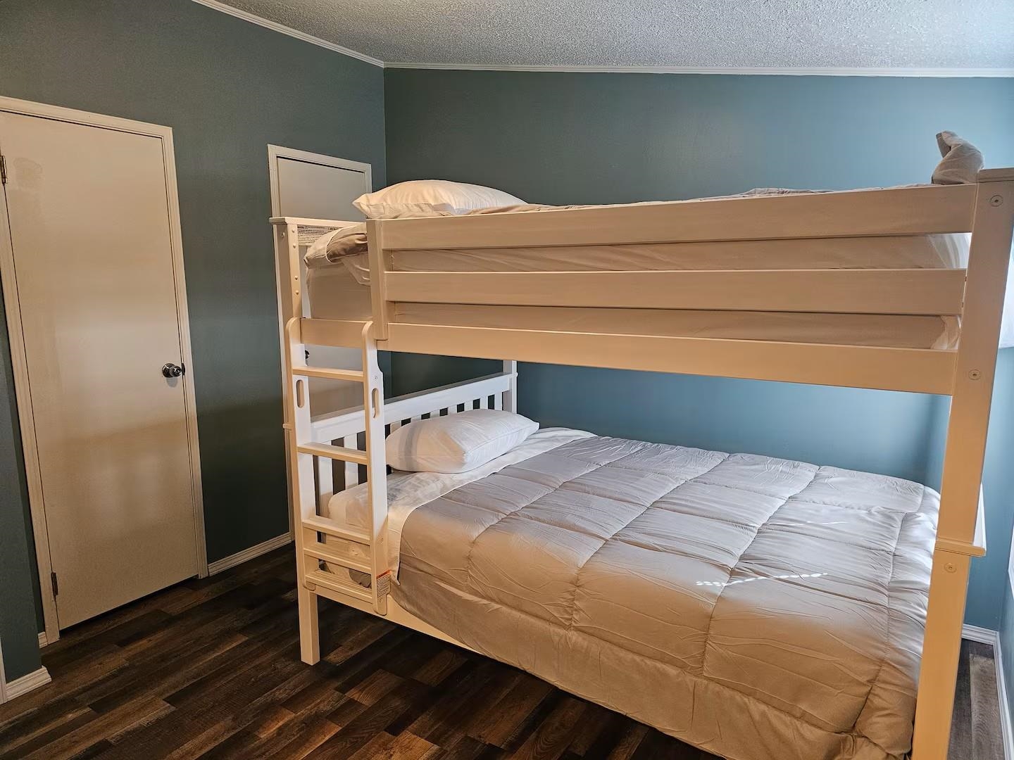 W6158 OAK LANE, Tomahawk, Wisconsin 54487, 2 Bedrooms Bedrooms, ,2 BathroomsBathrooms,Residential,For Sale,W6158 OAK LANE,22600634