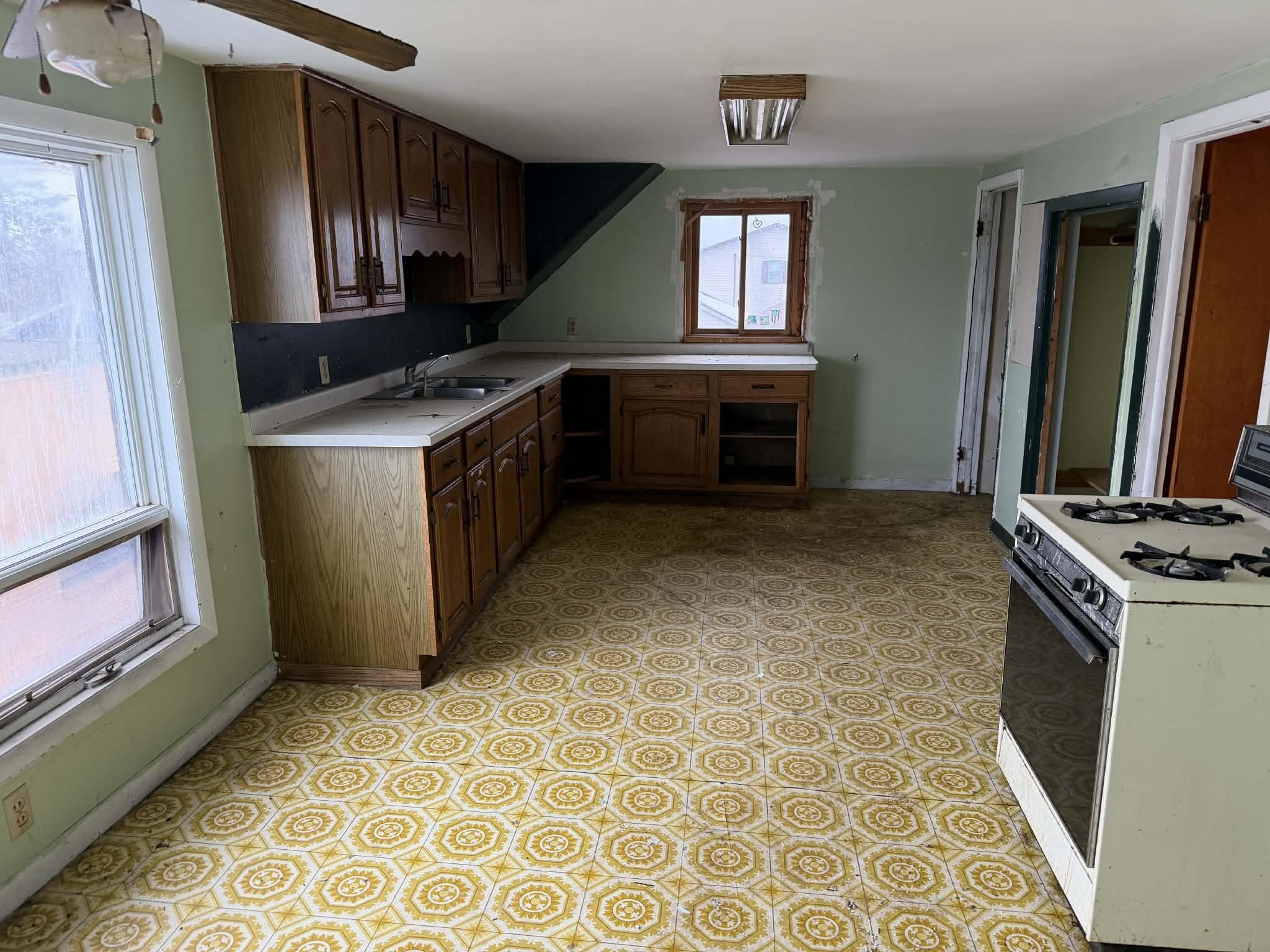 723 MCCOMB AVENUE, Rib Lake, Wisconsin 54470, ,Commercial/industrial,For Sale,723 MCCOMB AVENUE,22600637