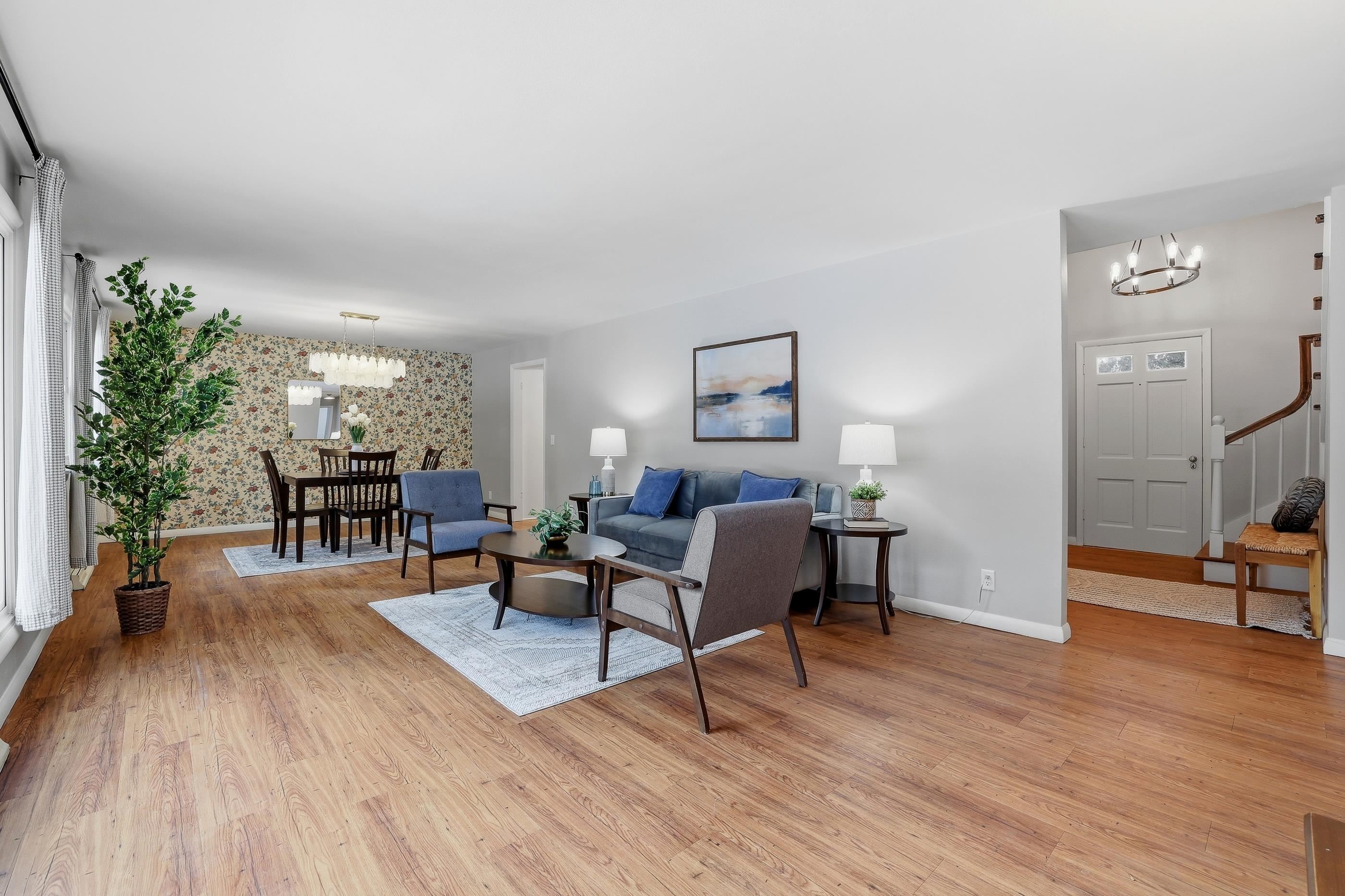 4201 JANICK CIRCLE, Stevens Point, Wisconsin 54481, 4 Bedrooms Bedrooms, ,3 BathroomsBathrooms,Residential,For Sale,4201 JANICK CIRCLE,22600643