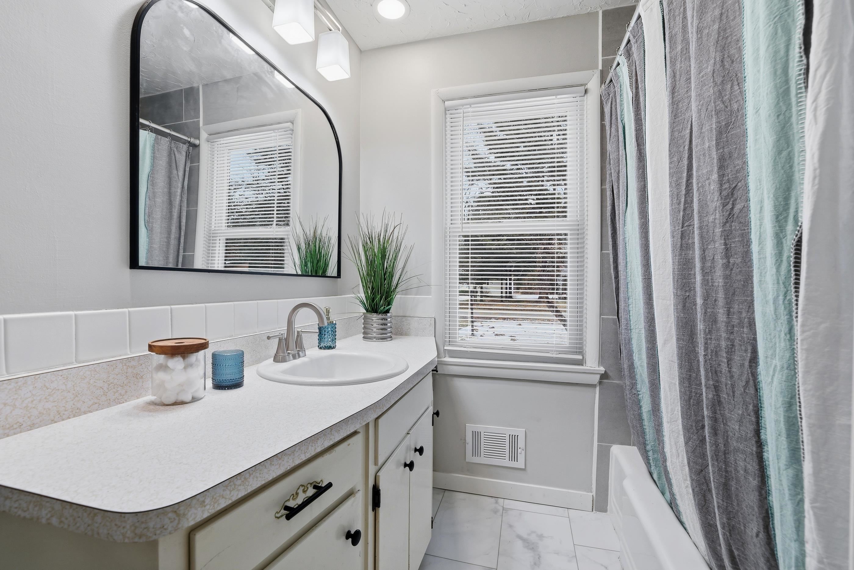 4201 JANICK CIRCLE, Stevens Point, Wisconsin 54481, 4 Bedrooms Bedrooms, ,3 BathroomsBathrooms,Residential,For Sale,4201 JANICK CIRCLE,22600643