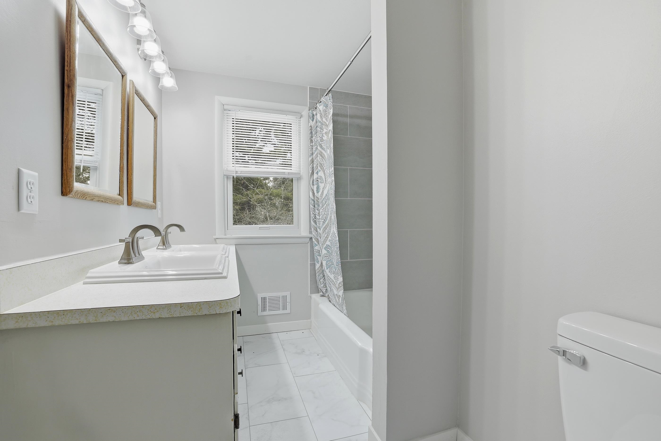 4201 JANICK CIRCLE, Stevens Point, Wisconsin 54481, 4 Bedrooms Bedrooms, ,3 BathroomsBathrooms,Residential,For Sale,4201 JANICK CIRCLE,22600643