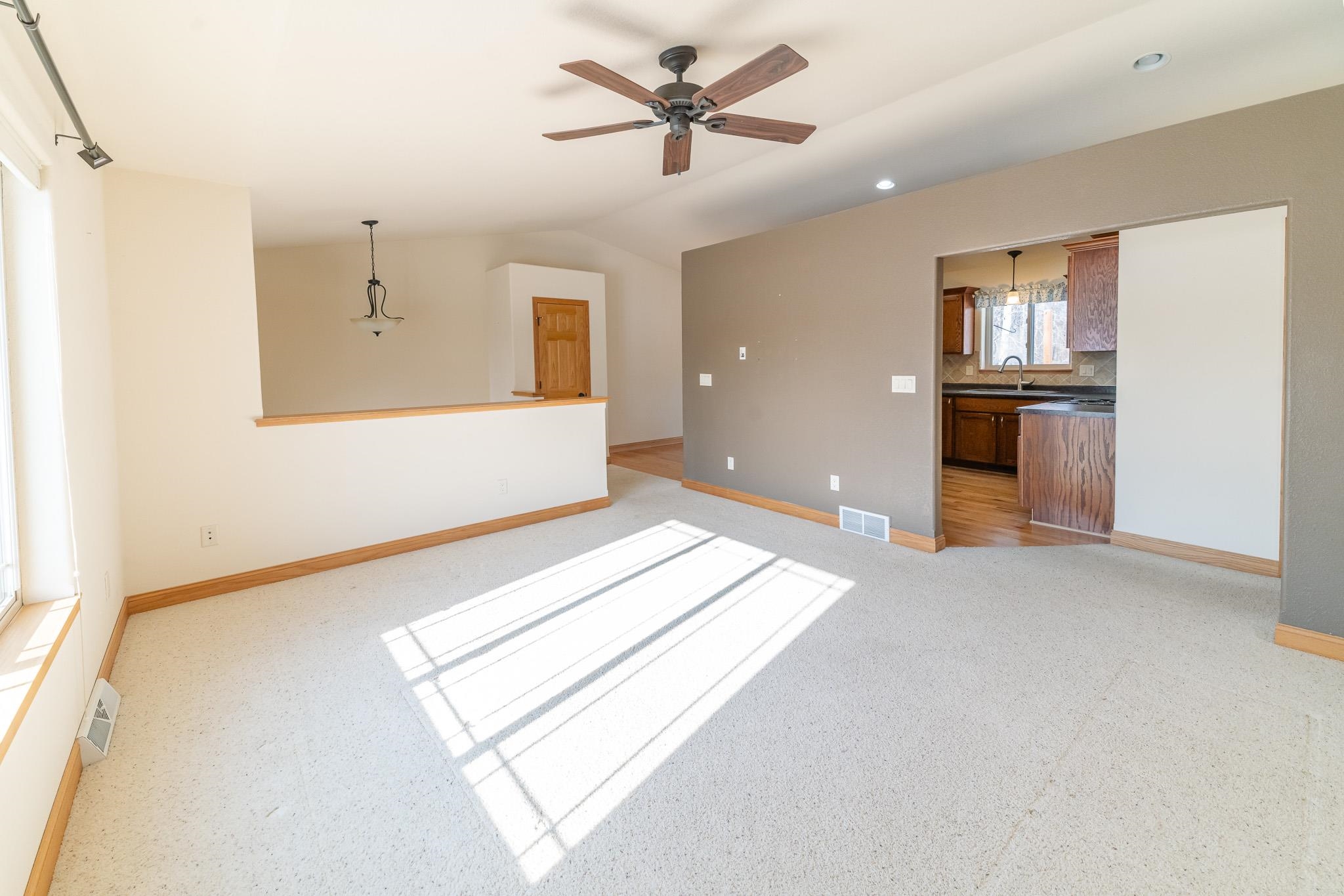 812 PINEDALE LANE, Kronenwetter, Wisconsin 54455, 3 Bedrooms Bedrooms, ,2 BathroomsBathrooms,Residential,For Sale,812 PINEDALE LANE,22600645