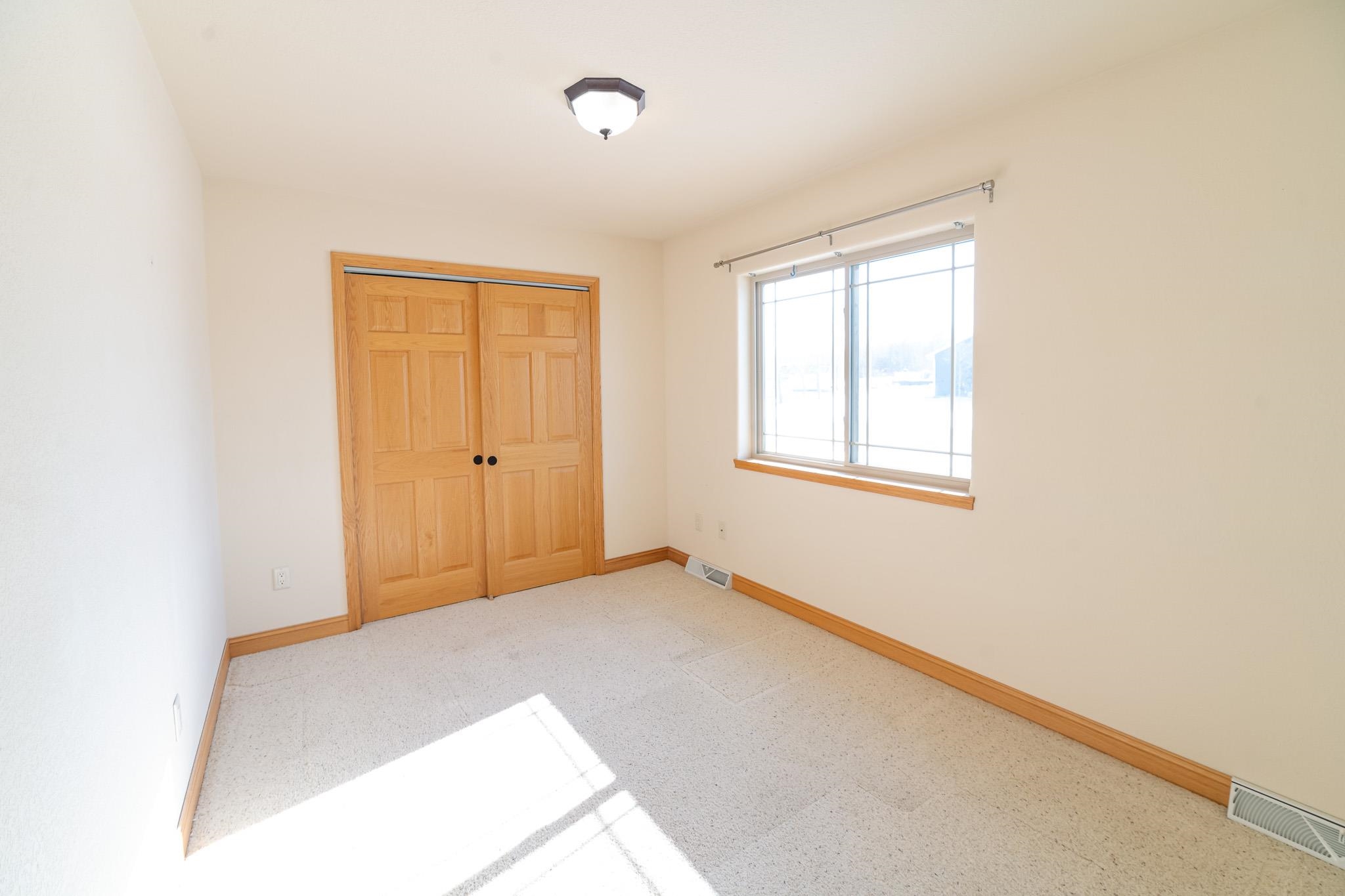 812 PINEDALE LANE, Kronenwetter, Wisconsin 54455, 3 Bedrooms Bedrooms, ,2 BathroomsBathrooms,Residential,For Sale,812 PINEDALE LANE,22600645