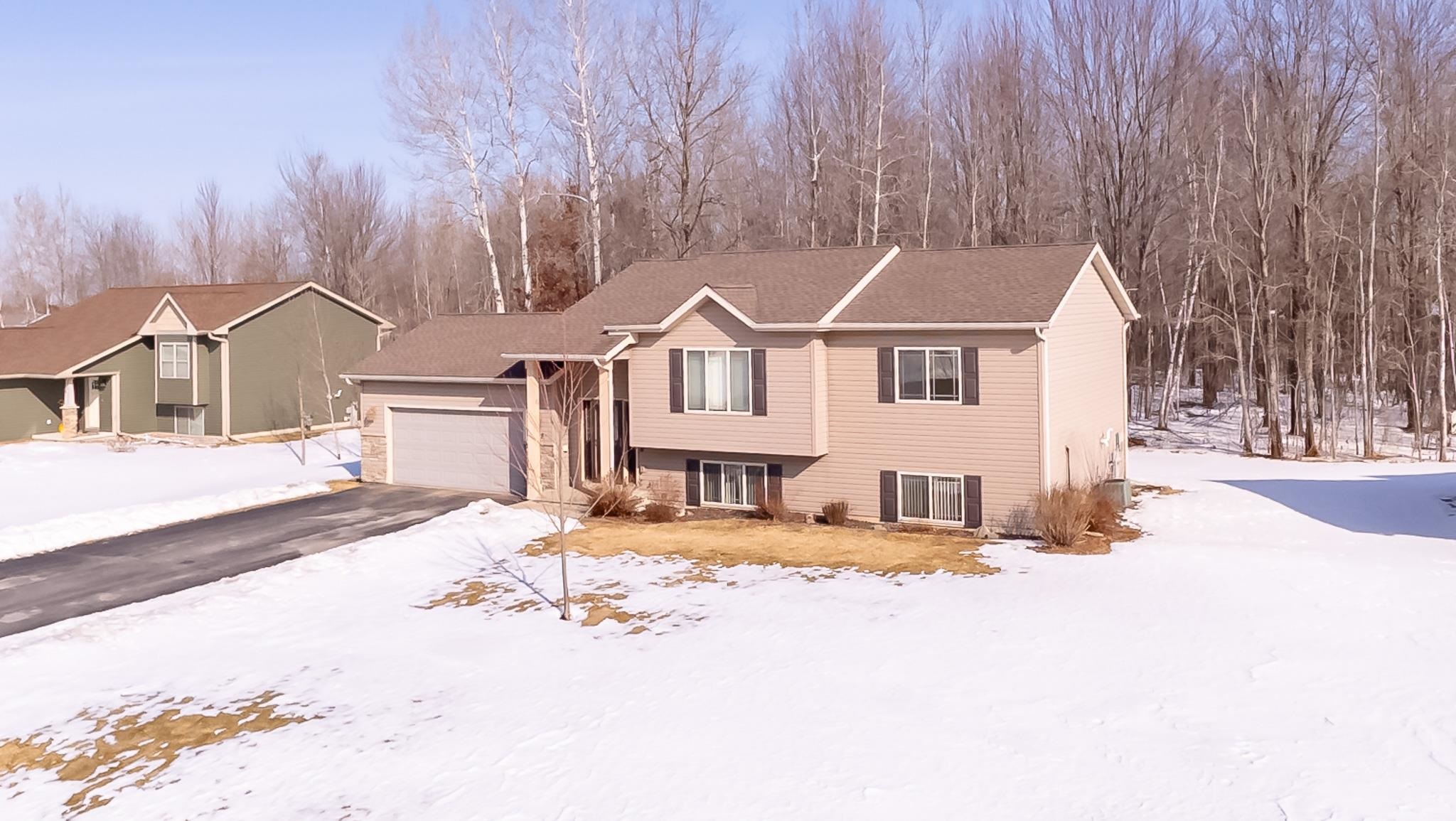 812 PINEDALE LANE, Kronenwetter, Wisconsin 54455, 3 Bedrooms Bedrooms, ,2 BathroomsBathrooms,Residential,For Sale,812 PINEDALE LANE,22600645