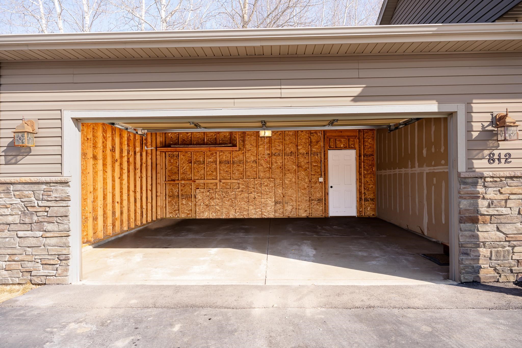 812 PINEDALE LANE, Kronenwetter, Wisconsin 54455, 3 Bedrooms Bedrooms, ,2 BathroomsBathrooms,Residential,For Sale,812 PINEDALE LANE,22600645