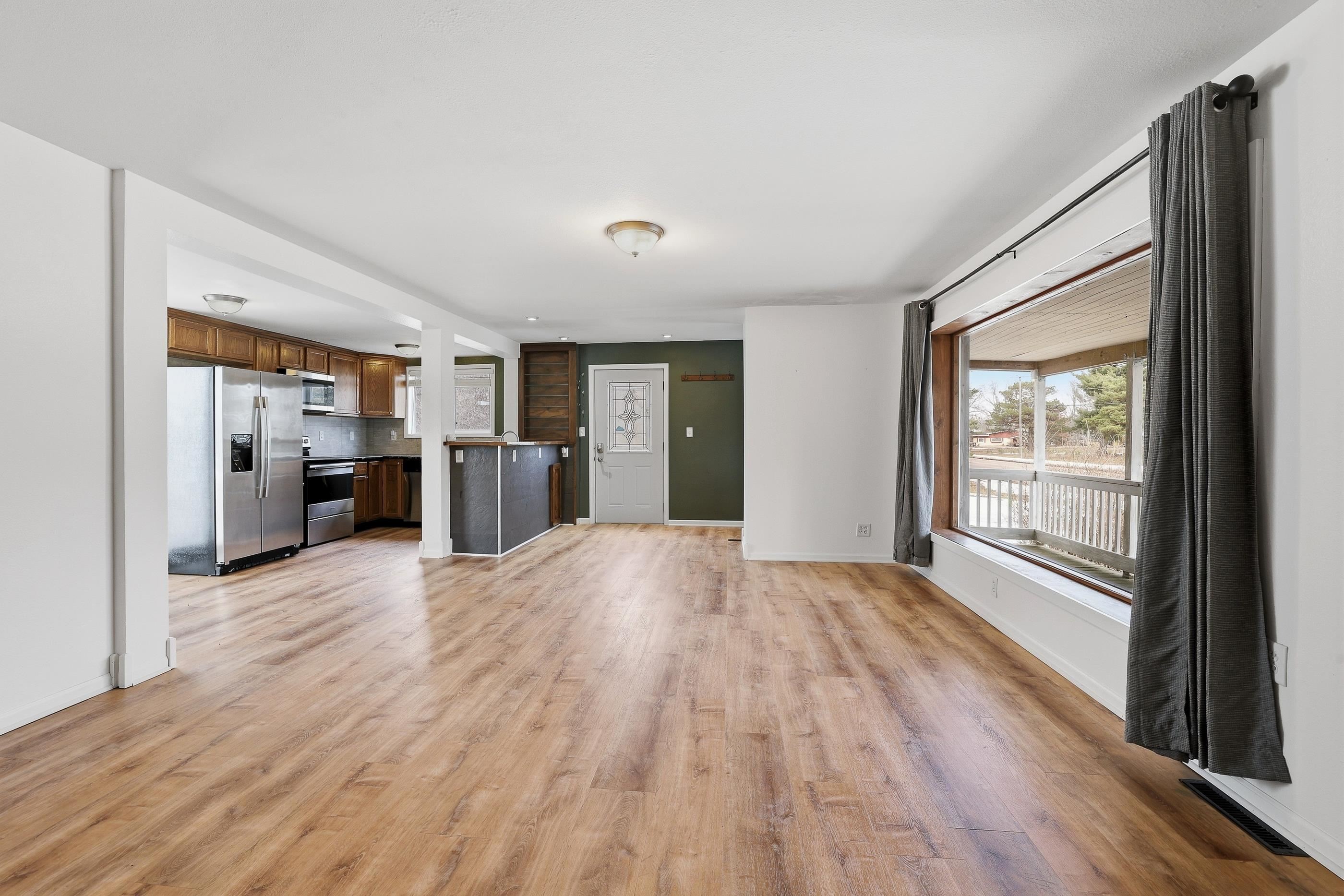 1511 BONOW AVENUE, Wisconsin Rapids, Wisconsin 54495, 3 Bedrooms Bedrooms, ,2 BathroomsBathrooms,Residential,For Sale,1511 BONOW AVENUE,22600650