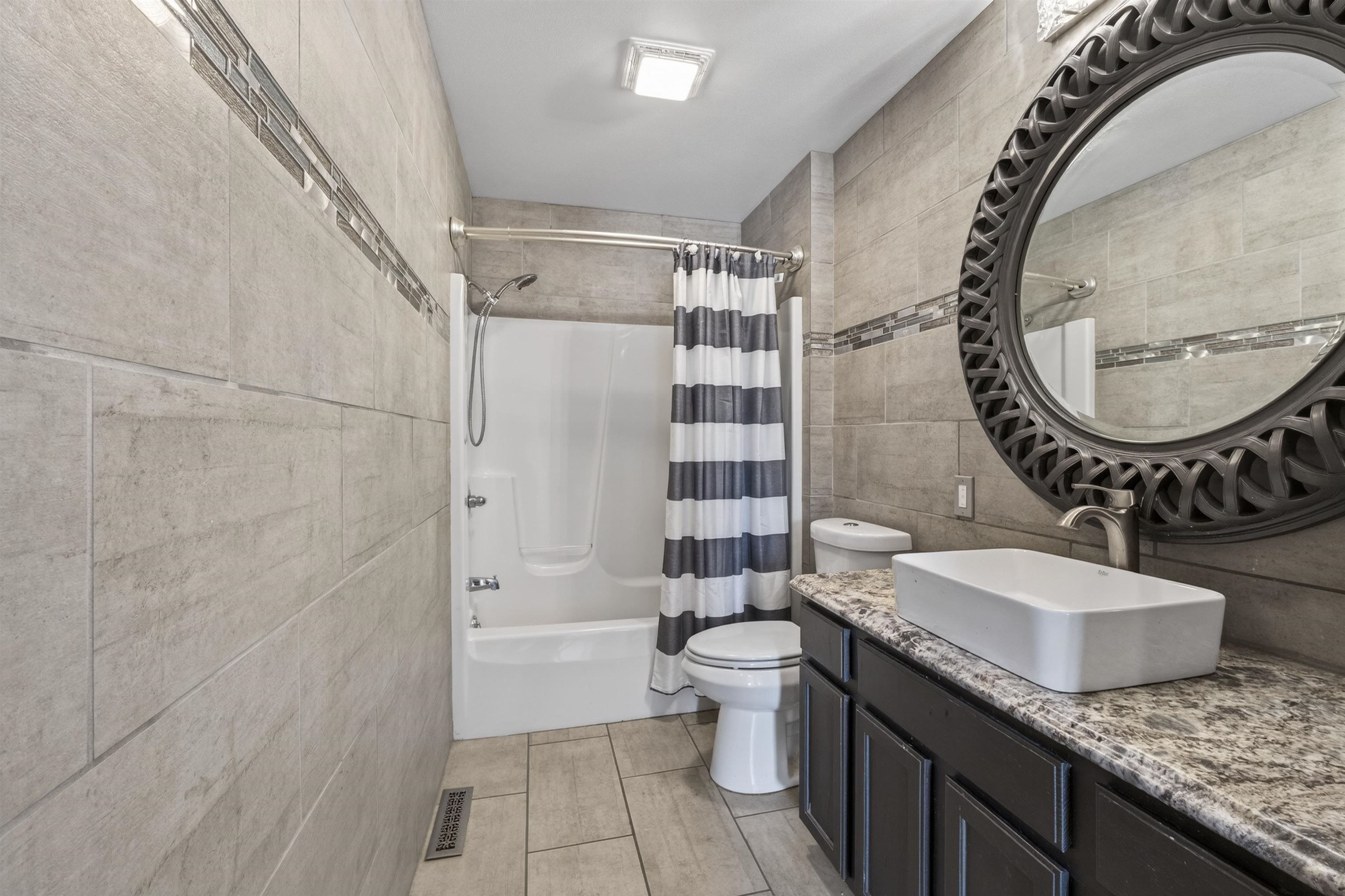 440 AARONS LANE, Nekoosa, Wisconsin 54457, 5 Bedrooms Bedrooms, ,2 BathroomsBathrooms,Residential,For Sale,440 AARONS LANE,22600654