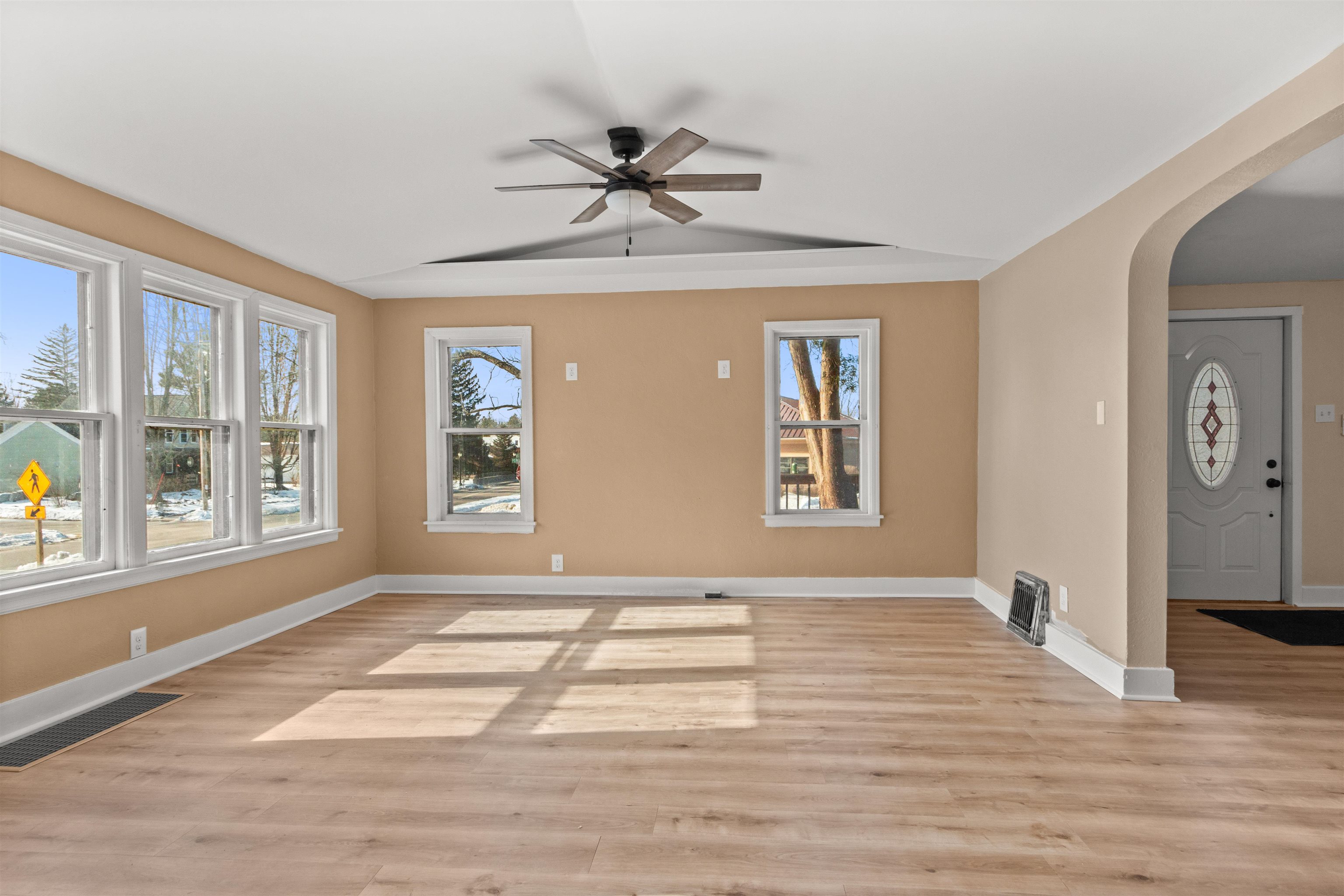 108 POND STREET, Amherst, Wisconsin 54406, 3 Bedrooms Bedrooms, ,1 BathroomBathrooms,Residential,For Sale,108 POND STREET,22600656