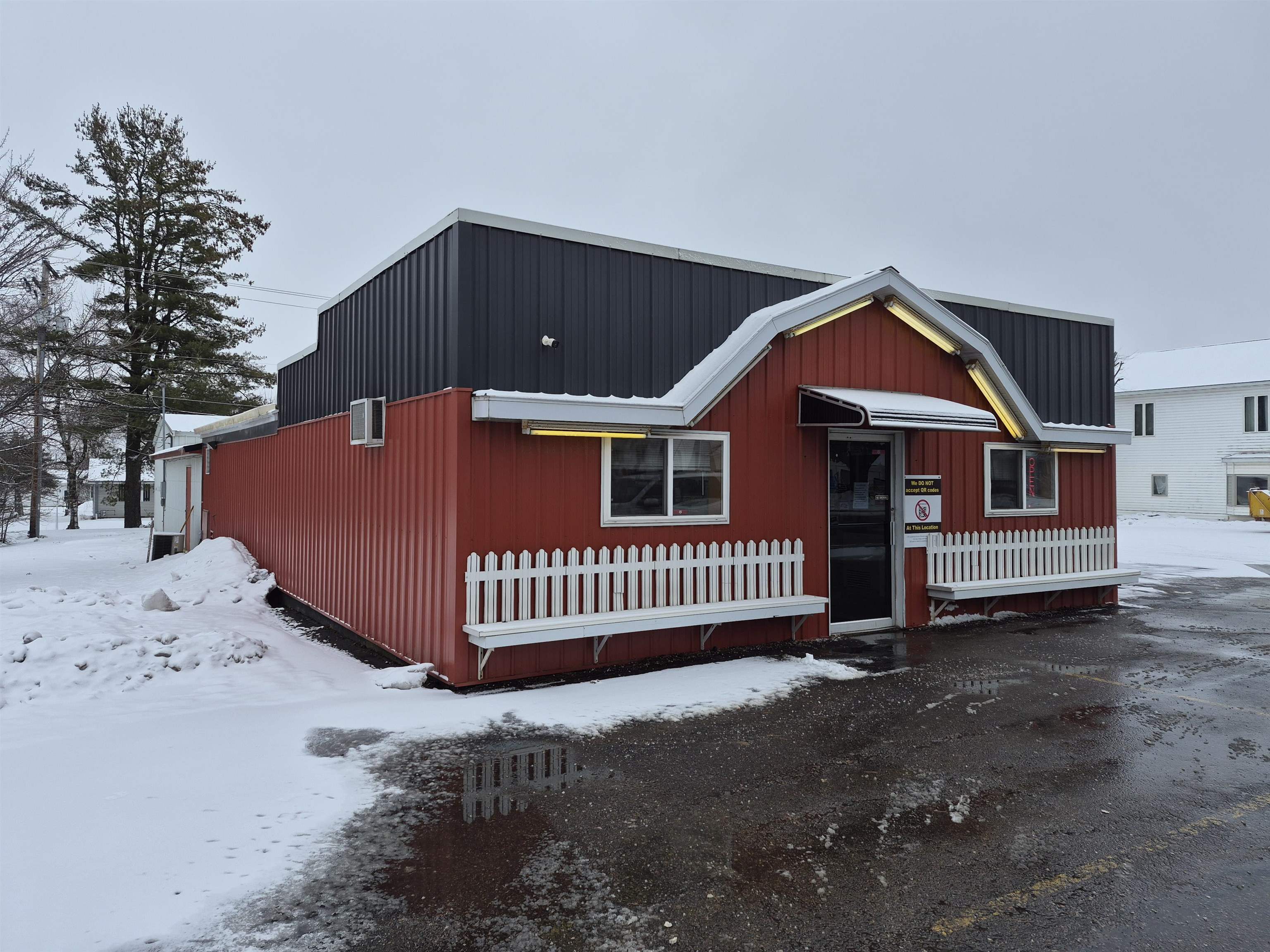 118 S 4TH STREET, Abbotsford, Wisconsin 54405, ,Commercial/industrial,For Sale,118 S 4TH STREET,22600657