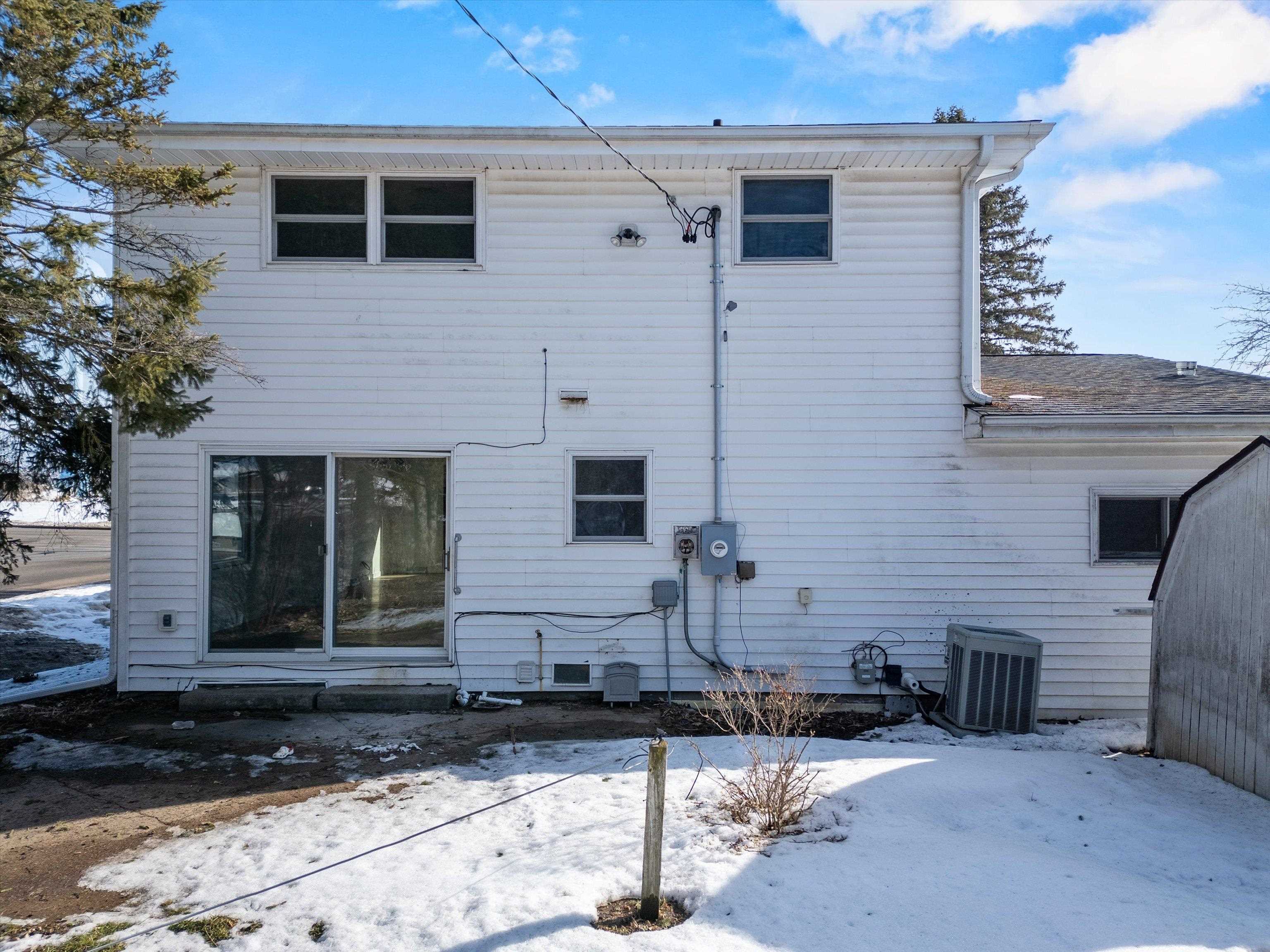 609 N 2ND STREET, Colby, Wisconsin 54421, 3 Bedrooms Bedrooms, ,1 BathroomBathrooms,Residential,For Sale,609 N 2ND STREET,22600658