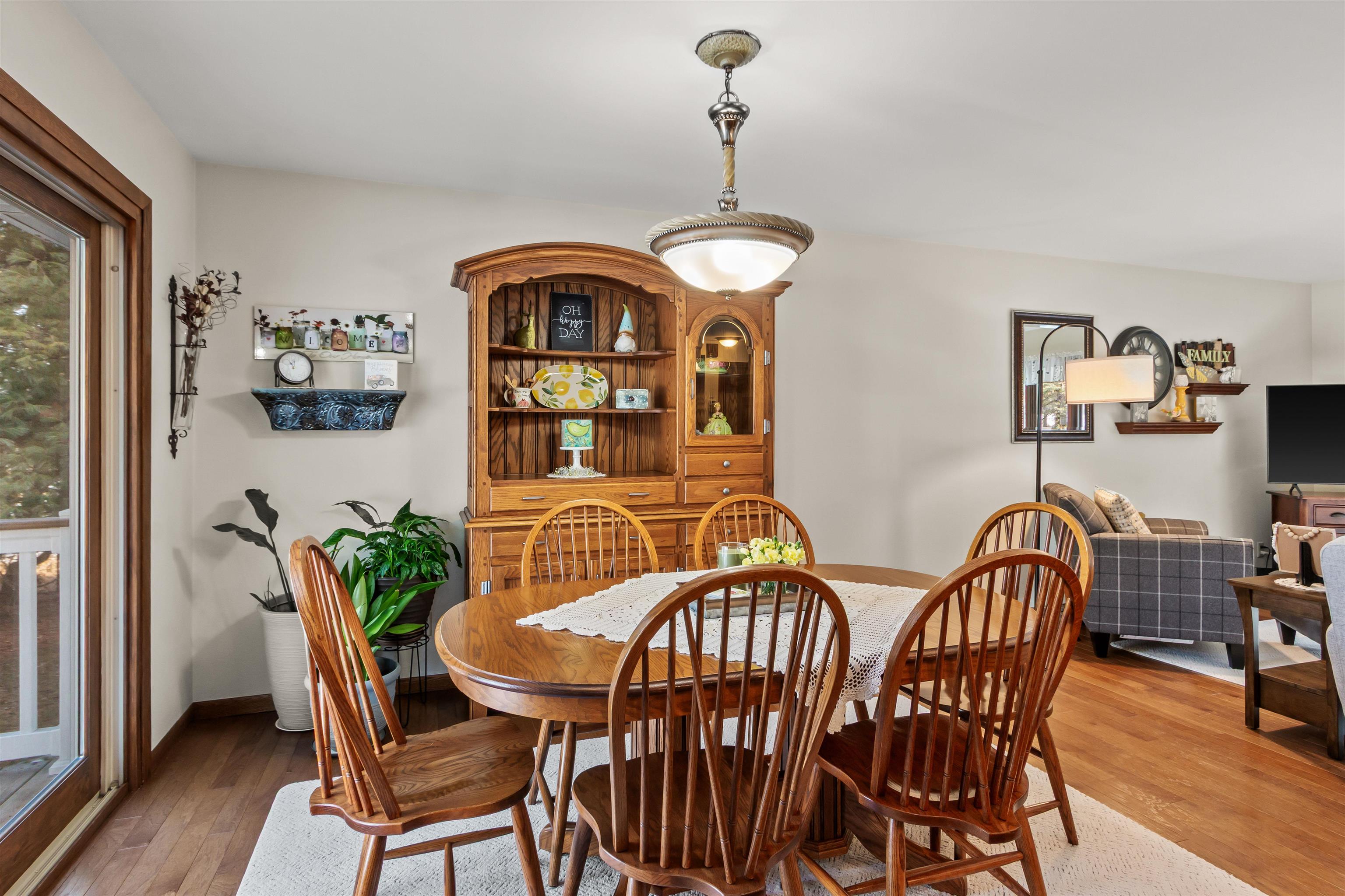 4021 ALPINE WAY, Wisconsin Rapids, Wisconsin 54494, 4 Bedrooms Bedrooms, ,2 BathroomsBathrooms,Residential,For Sale,4021 ALPINE WAY,22600659