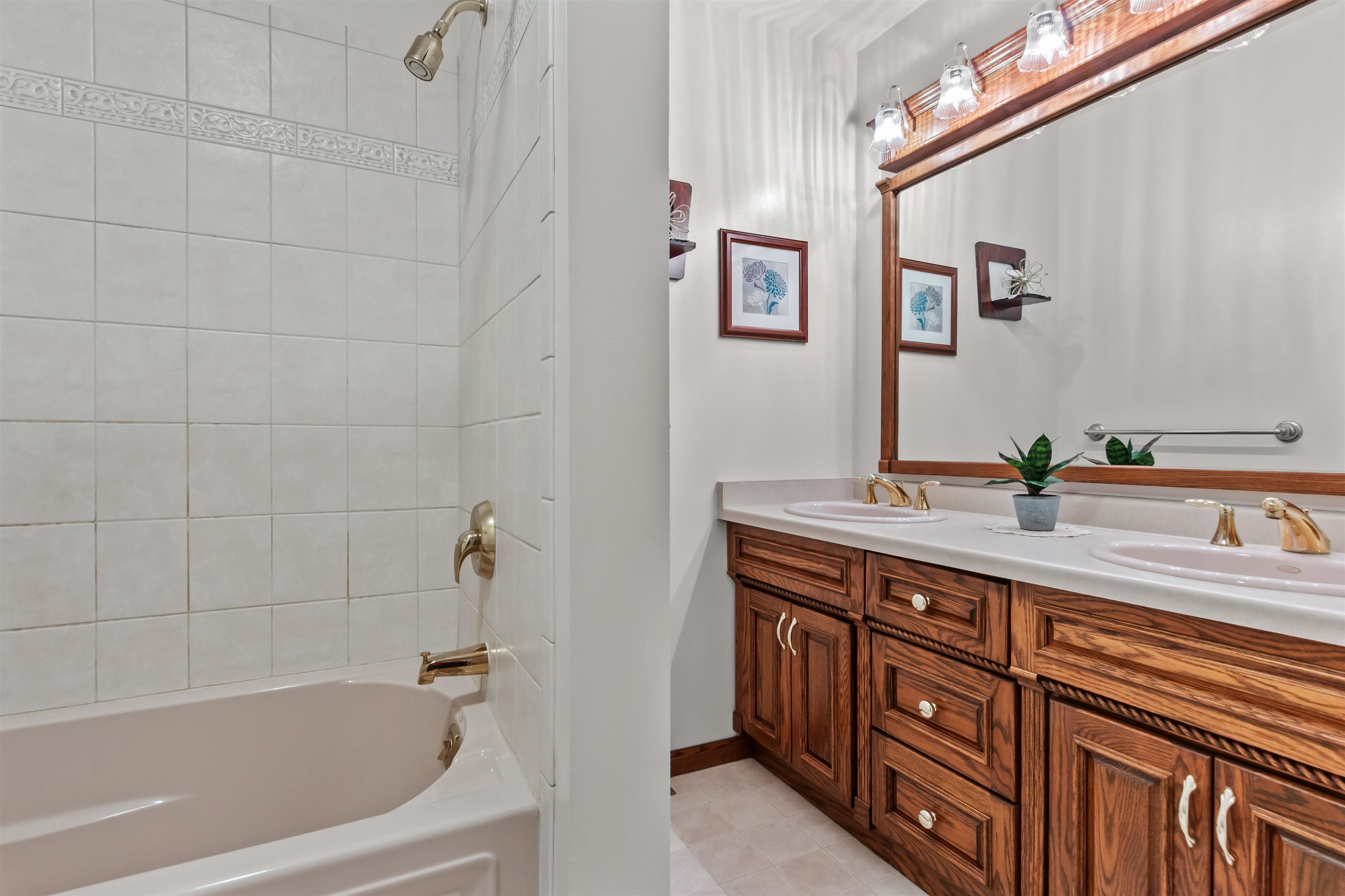 4021 ALPINE WAY, Wisconsin Rapids, Wisconsin 54494, 4 Bedrooms Bedrooms, ,2 BathroomsBathrooms,Residential,For Sale,4021 ALPINE WAY,22600659