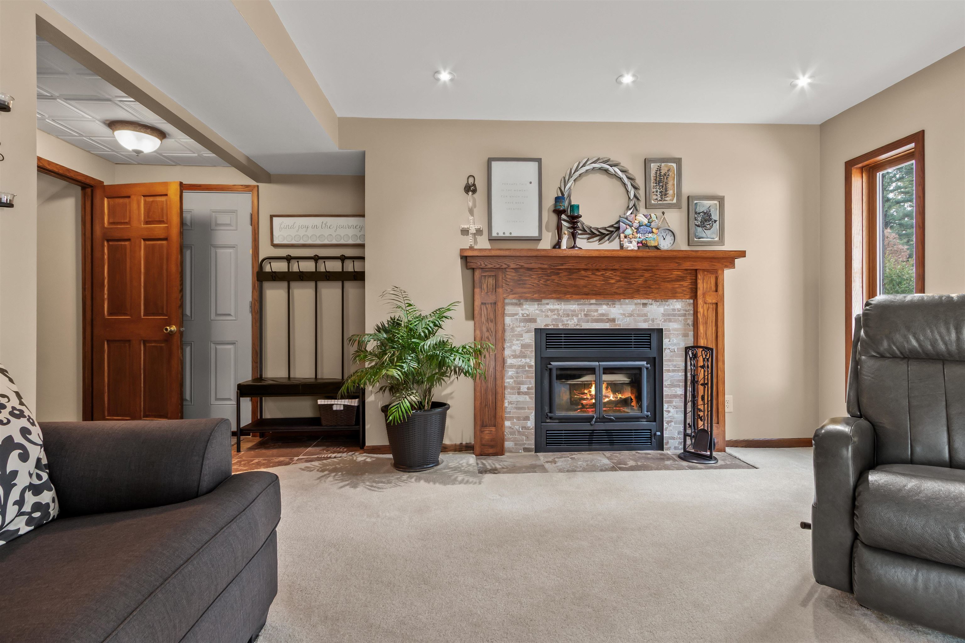 4021 ALPINE WAY, Wisconsin Rapids, Wisconsin 54494, 4 Bedrooms Bedrooms, ,2 BathroomsBathrooms,Residential,For Sale,4021 ALPINE WAY,22600659