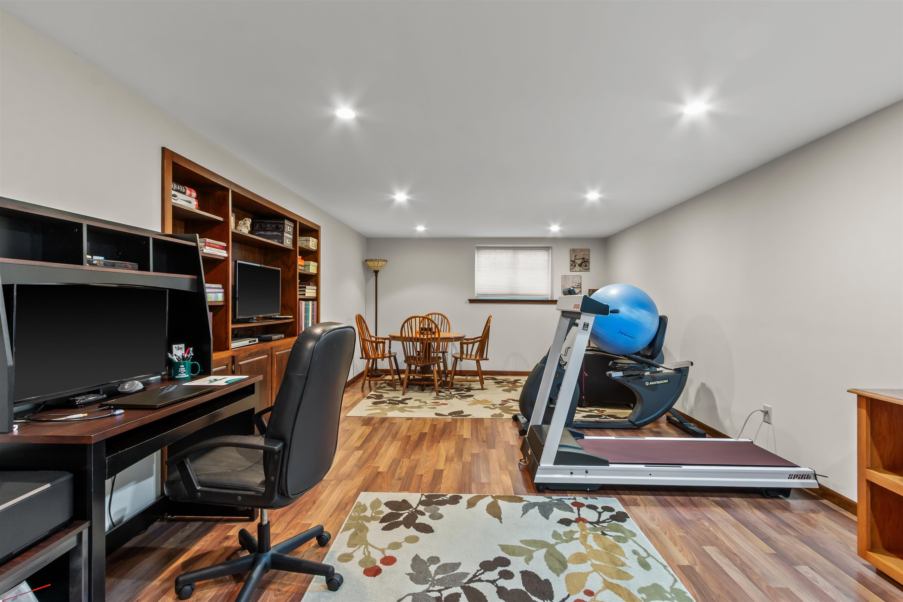 4021 ALPINE WAY, Wisconsin Rapids, Wisconsin 54494, 4 Bedrooms Bedrooms, ,2 BathroomsBathrooms,Residential,For Sale,4021 ALPINE WAY,22600659