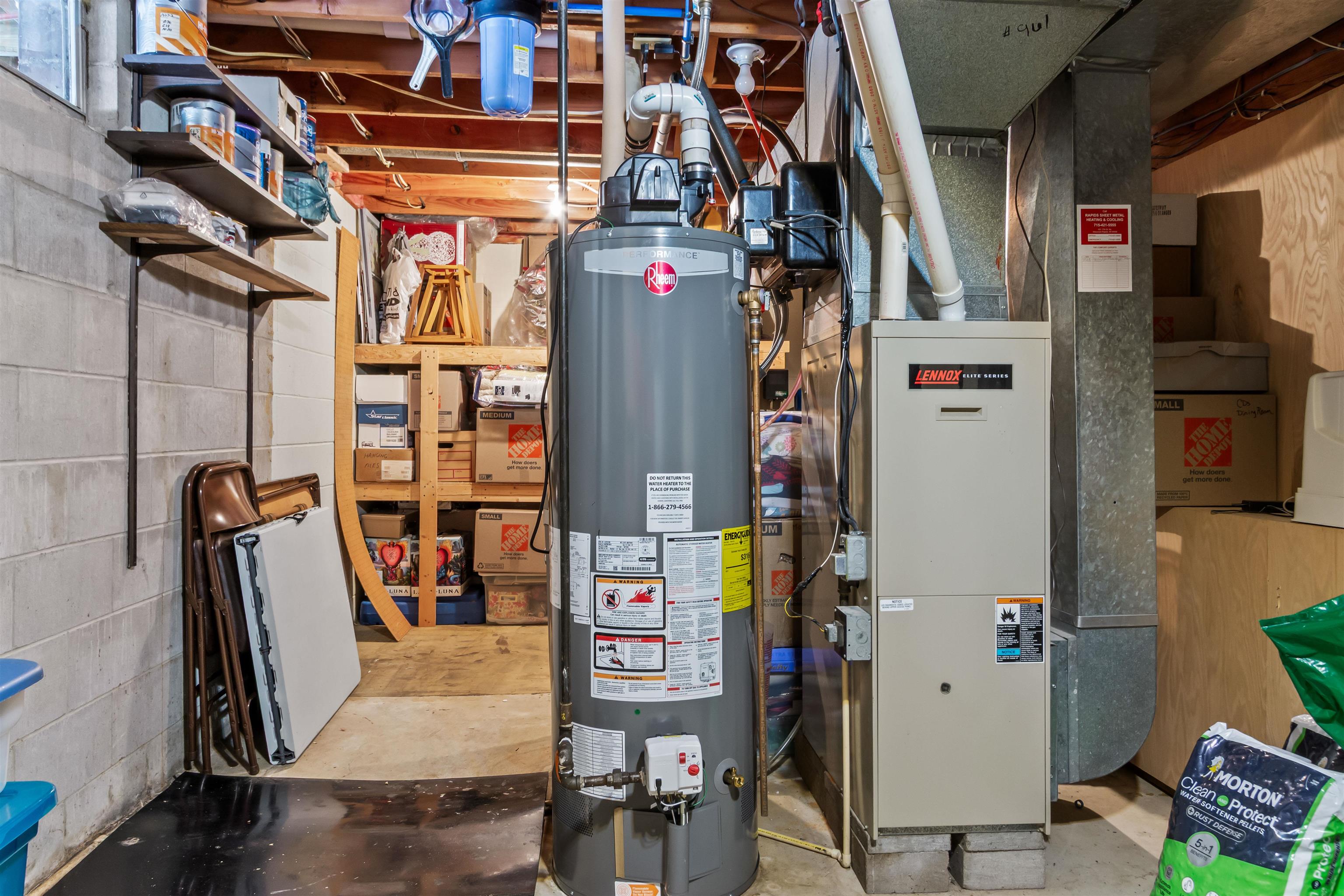 4021 ALPINE WAY, Wisconsin Rapids, Wisconsin 54494, 4 Bedrooms Bedrooms, ,2 BathroomsBathrooms,Residential,For Sale,4021 ALPINE WAY,22600659