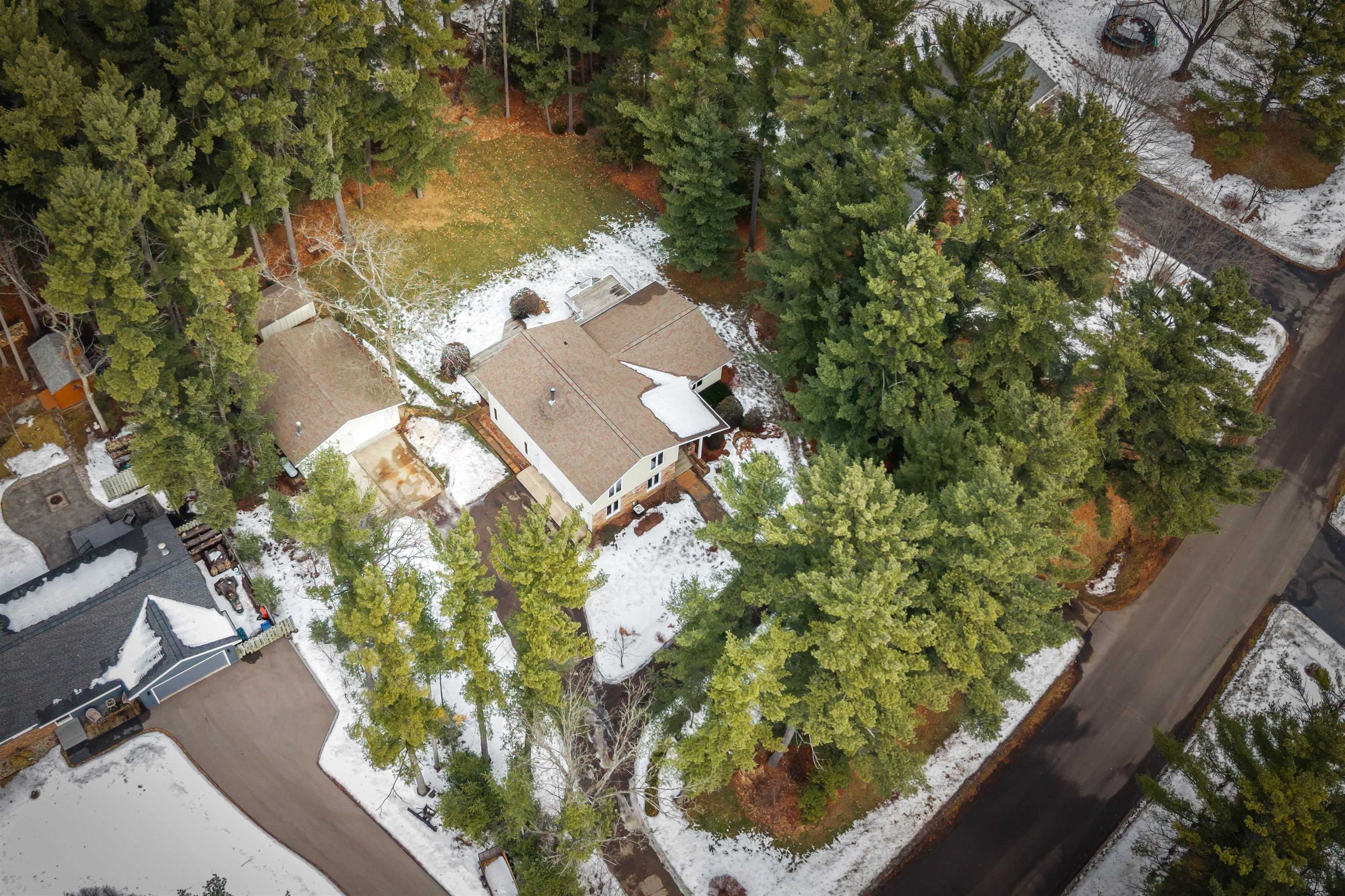 4021 ALPINE WAY, Wisconsin Rapids, Wisconsin 54494, 4 Bedrooms Bedrooms, ,2 BathroomsBathrooms,Residential,For Sale,4021 ALPINE WAY,22600659