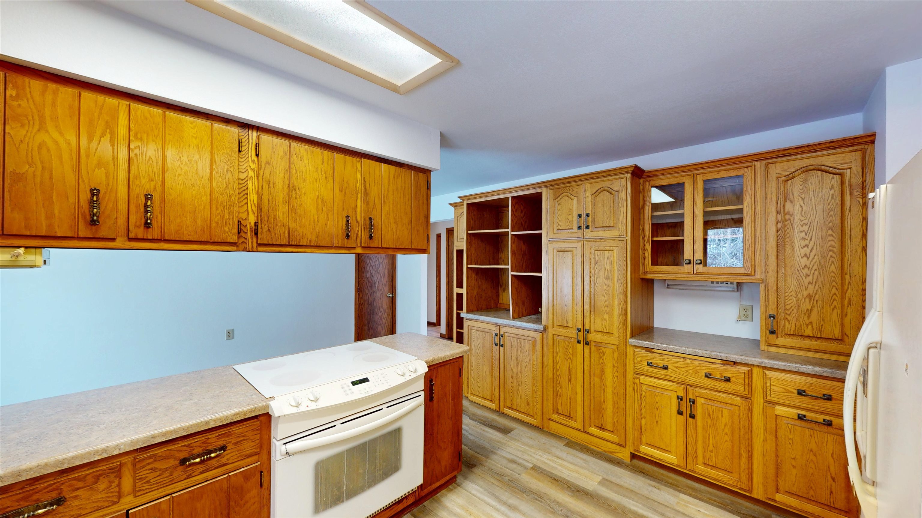 220 W PINE STREET, Abbotsford, Wisconsin 54405, 3 Bedrooms Bedrooms, ,1 BathroomBathrooms,Residential,For Sale,220 W PINE STREET,22600660