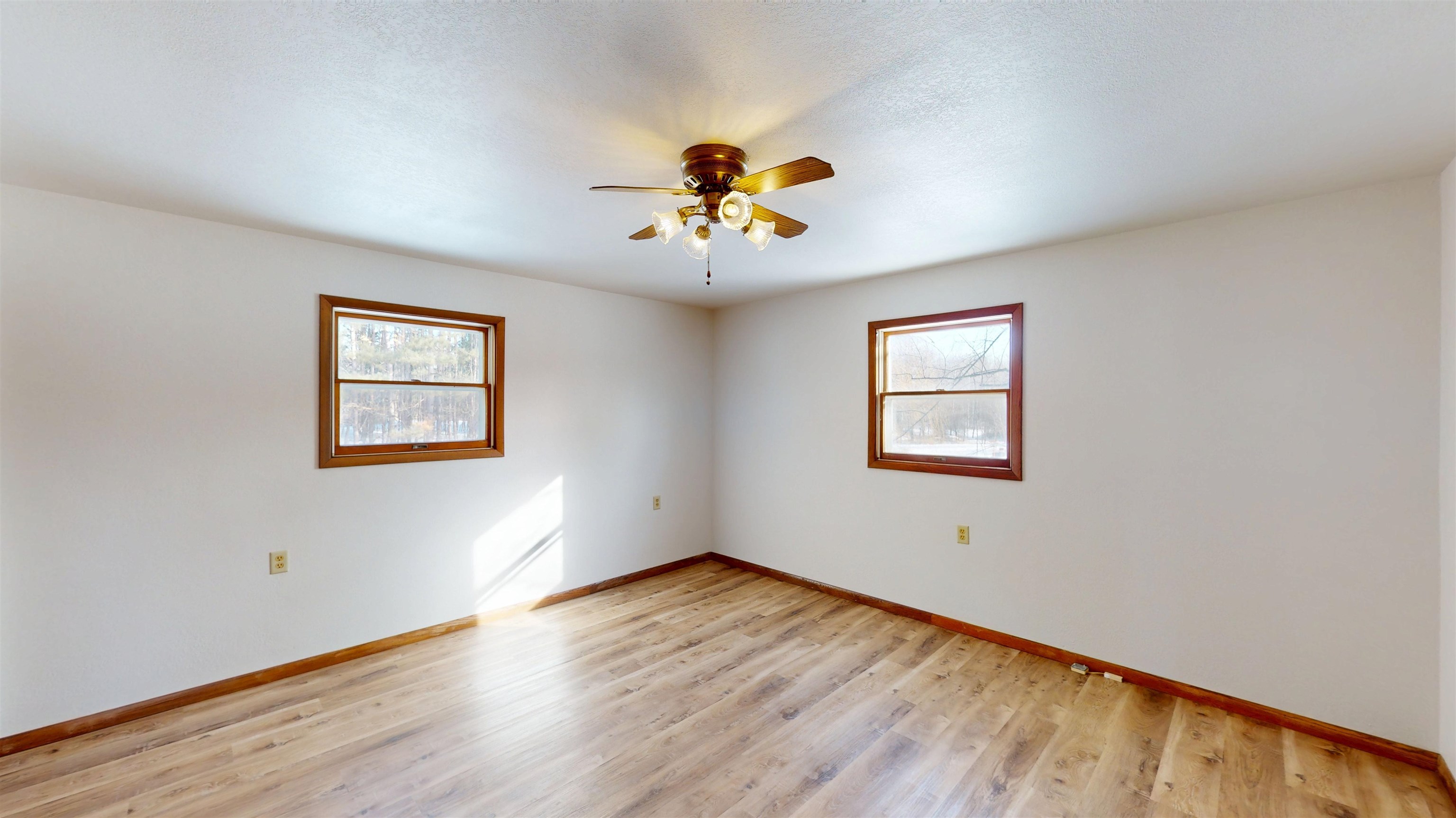 220 W PINE STREET, Abbotsford, Wisconsin 54405, 3 Bedrooms Bedrooms, ,1 BathroomBathrooms,Residential,For Sale,220 W PINE STREET,22600660