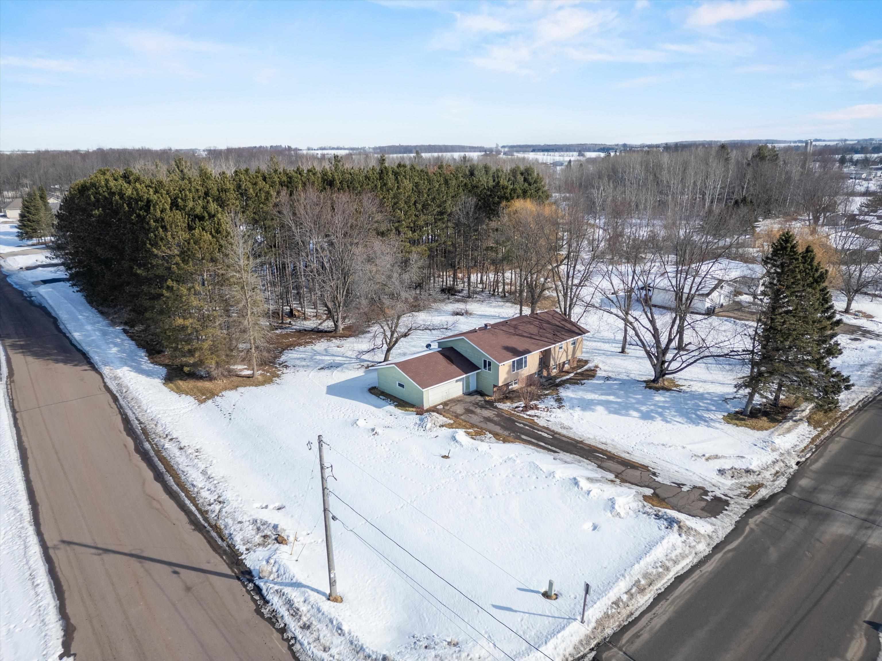 220 W PINE STREET, Abbotsford, Wisconsin 54405, 3 Bedrooms Bedrooms, ,1 BathroomBathrooms,Residential,For Sale,220 W PINE STREET,22600660