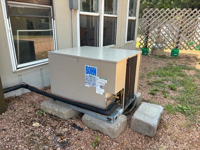 1701 W MC MILLAN STREET, Marshfield, Wisconsin 54449, ,Commercial/industrial,For Sale,1701 W MC MILLAN STREET,22600661